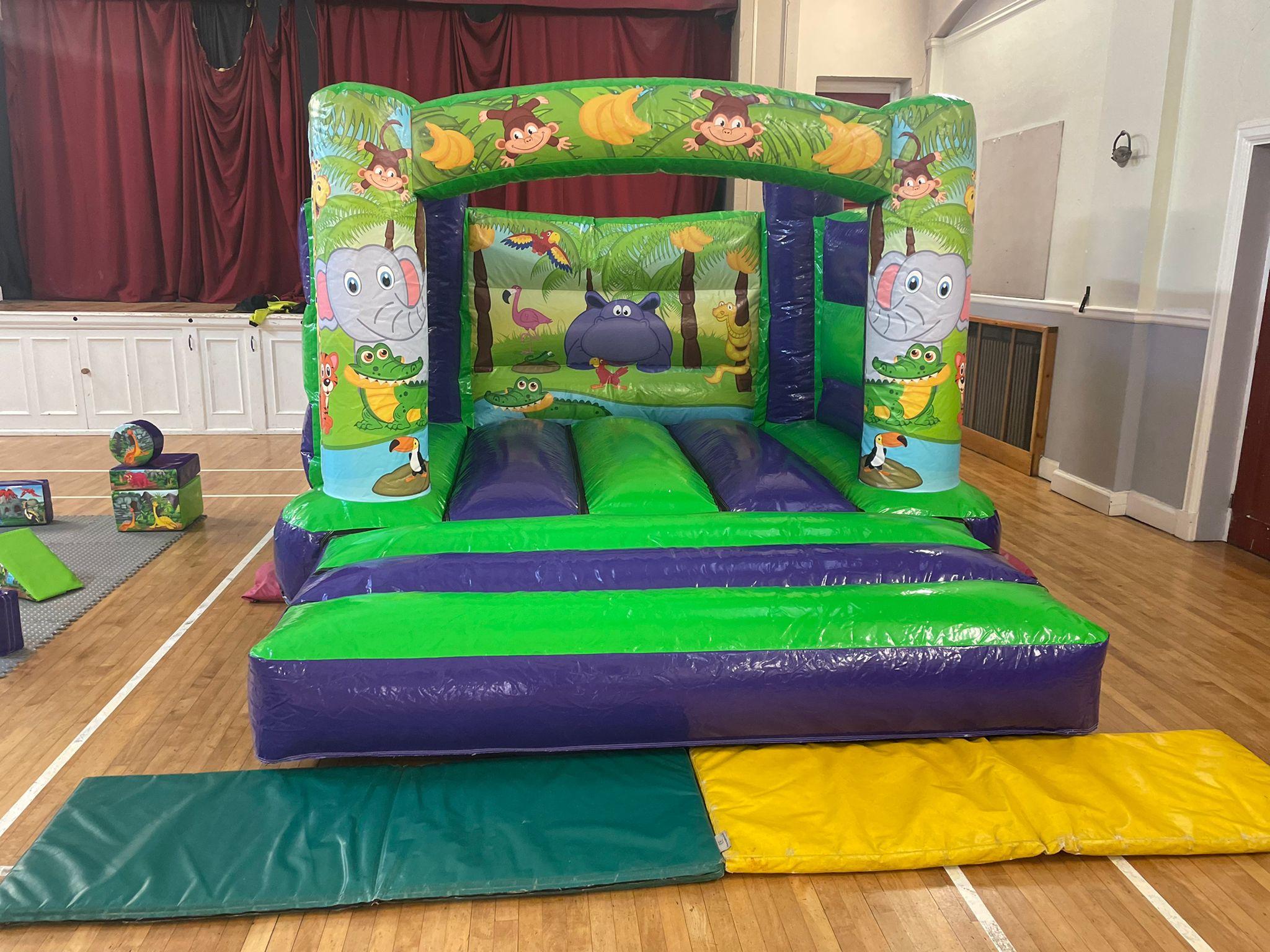 10x12 Ft Jungle Bouncy Castle Bouncy Castle Hire Soft Play Hire In