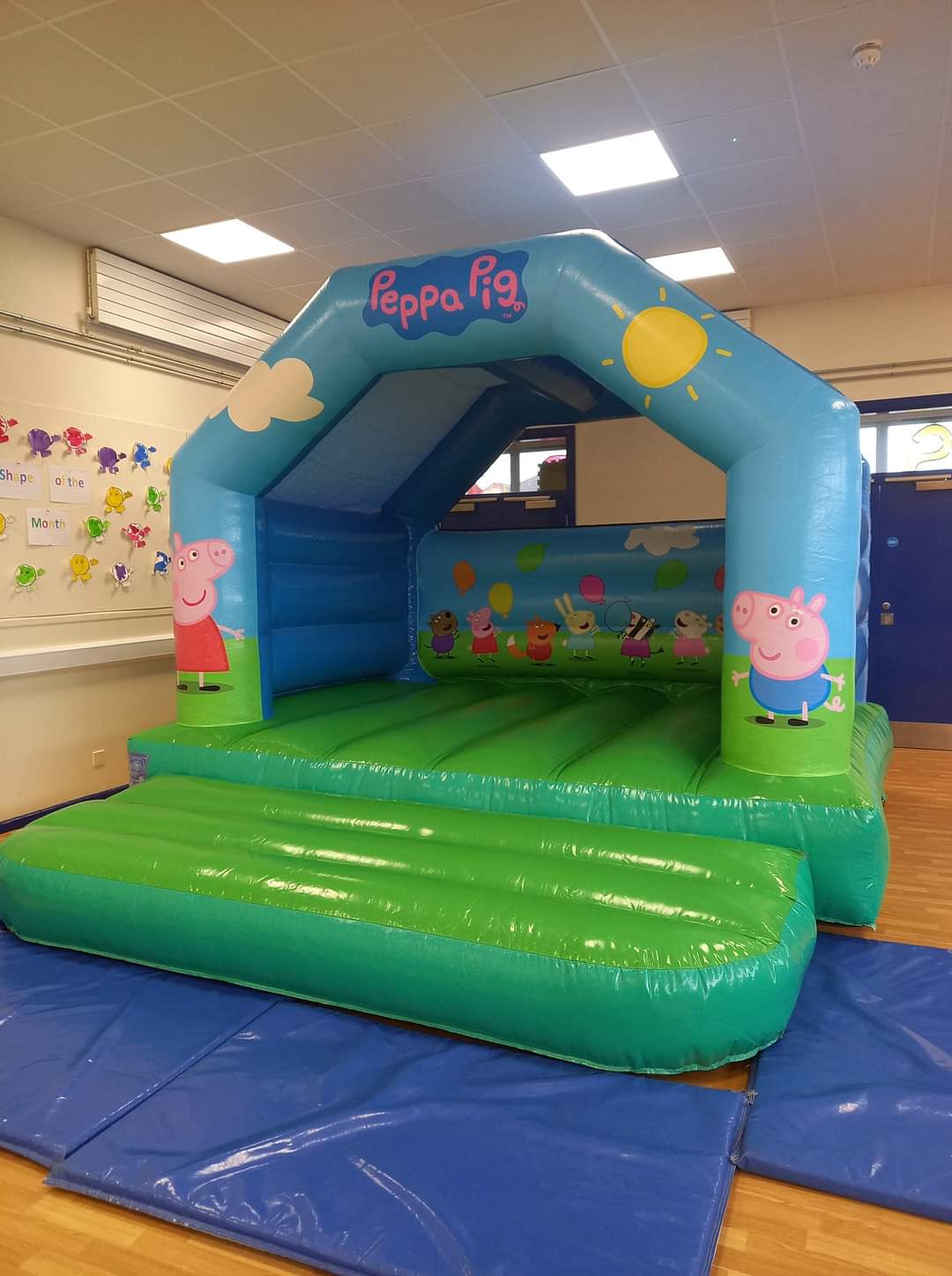 Peppa Pig Bouncy Castle Hire Leamington Spa Warwick Rugby Etc