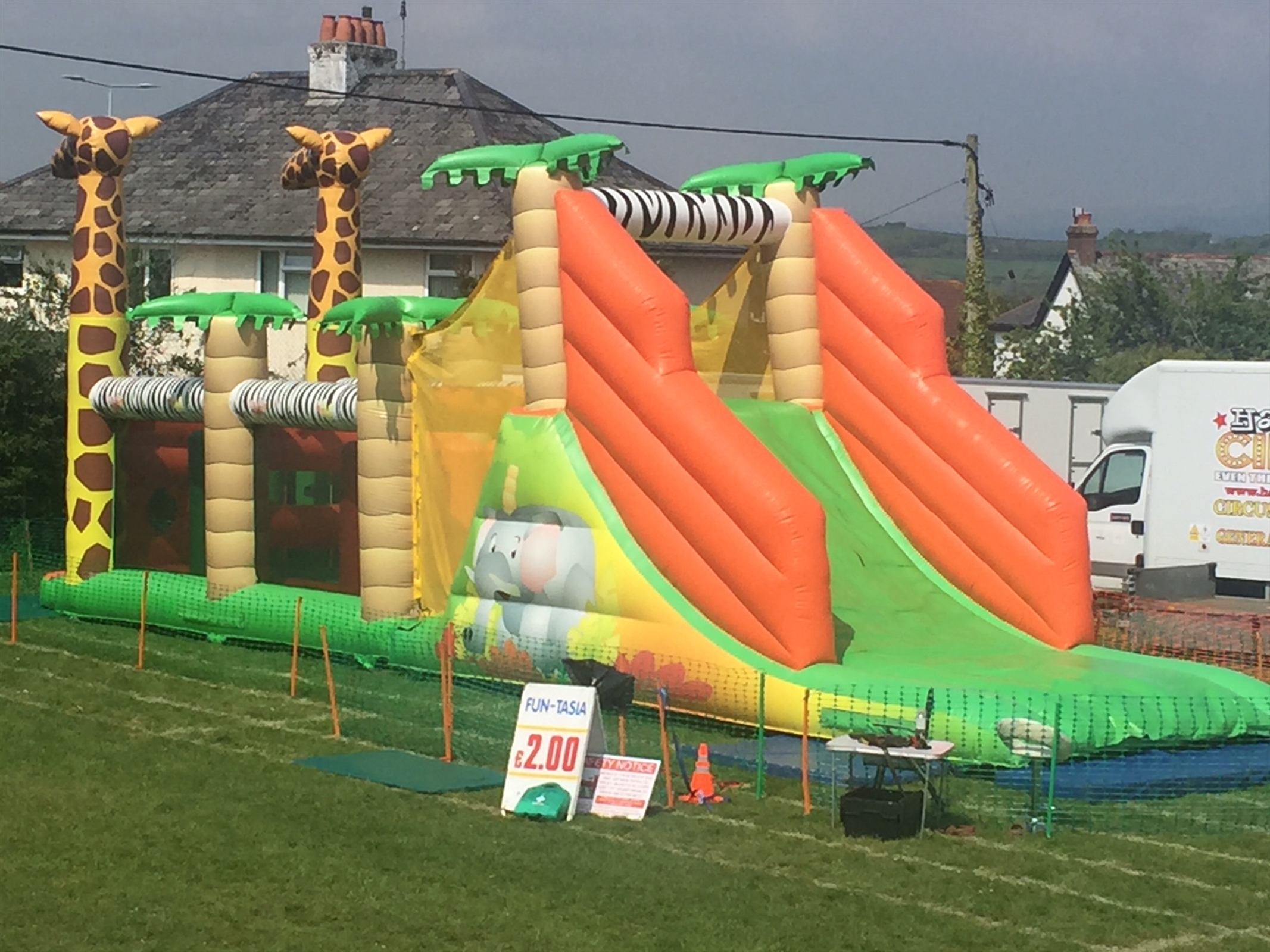 Jungle Run Assault Course Best Events & Inflatable Hire, Bouncy