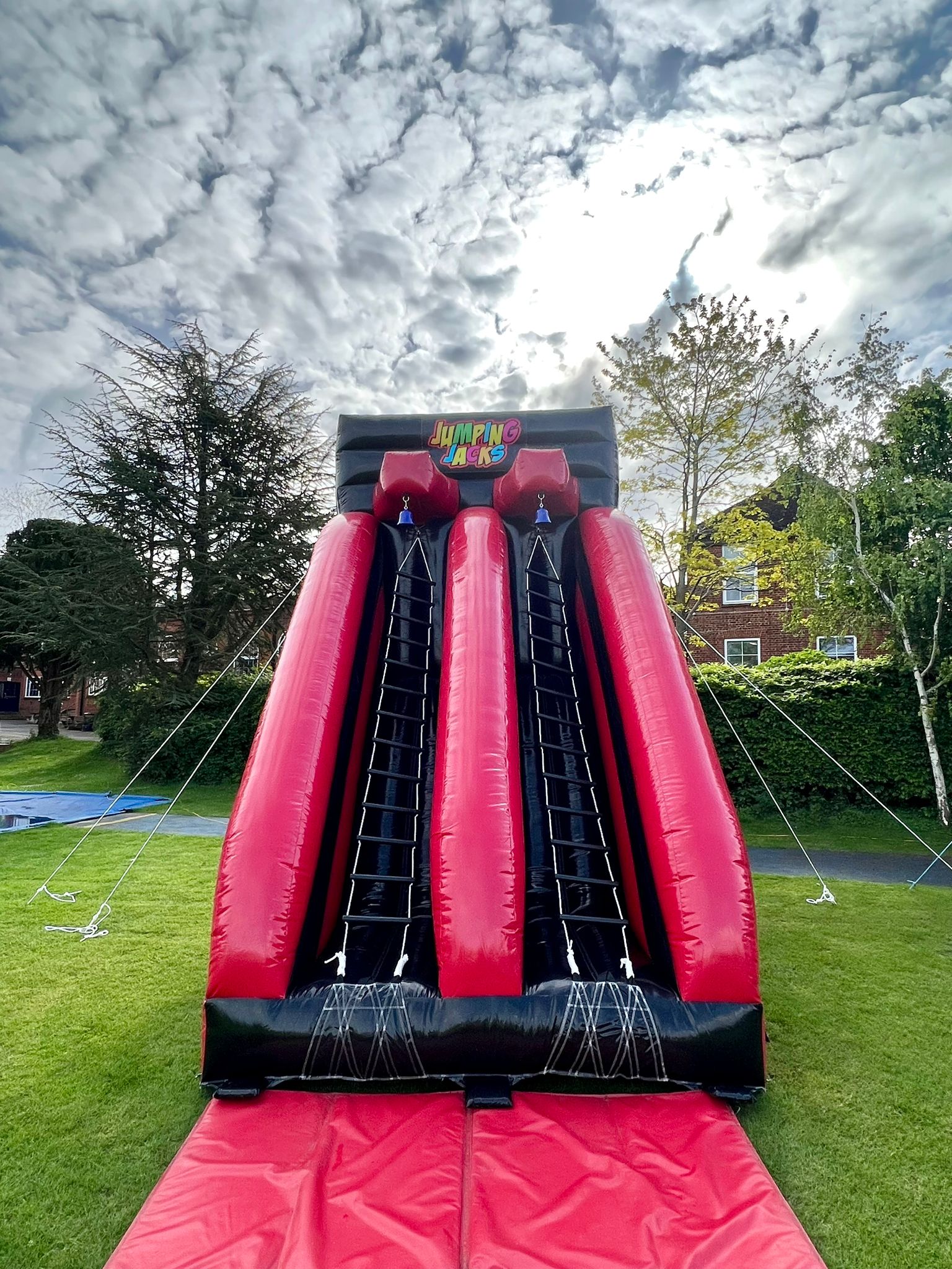 Inflatables Games Best Bouncy Castle Hire service in Bromley Croydon