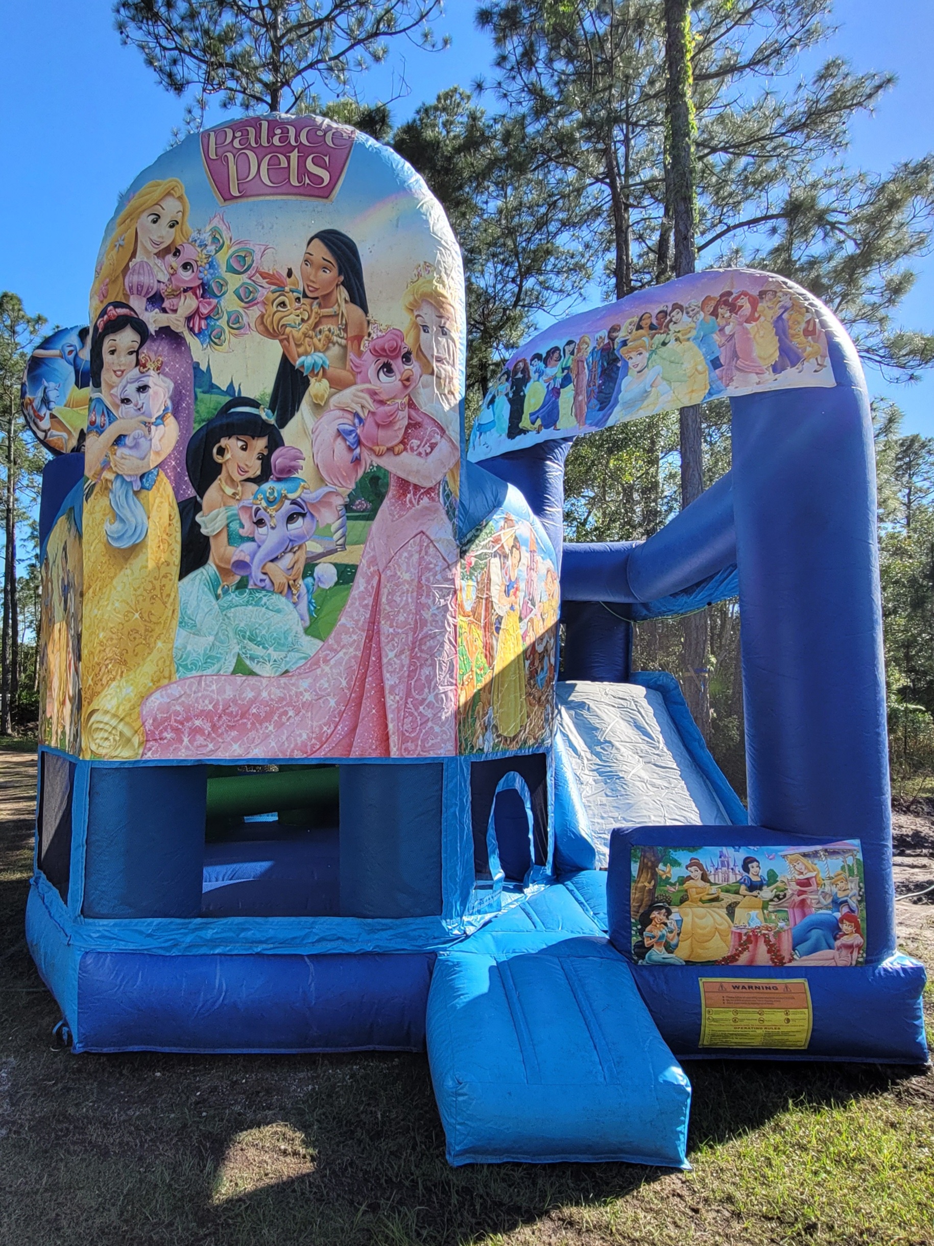 Combo Bounce Houses Specialize in Bounce Houses and Party Equipment