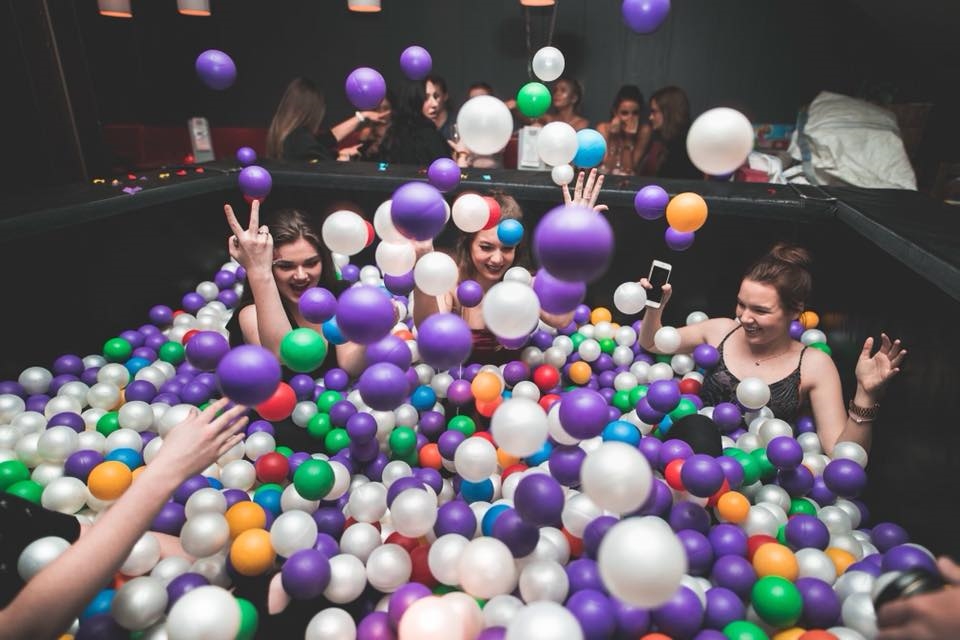 Soft Play Bouncy Castle hire & inflatable games in Swansea, Cardiff, Ammanford, Bridgend