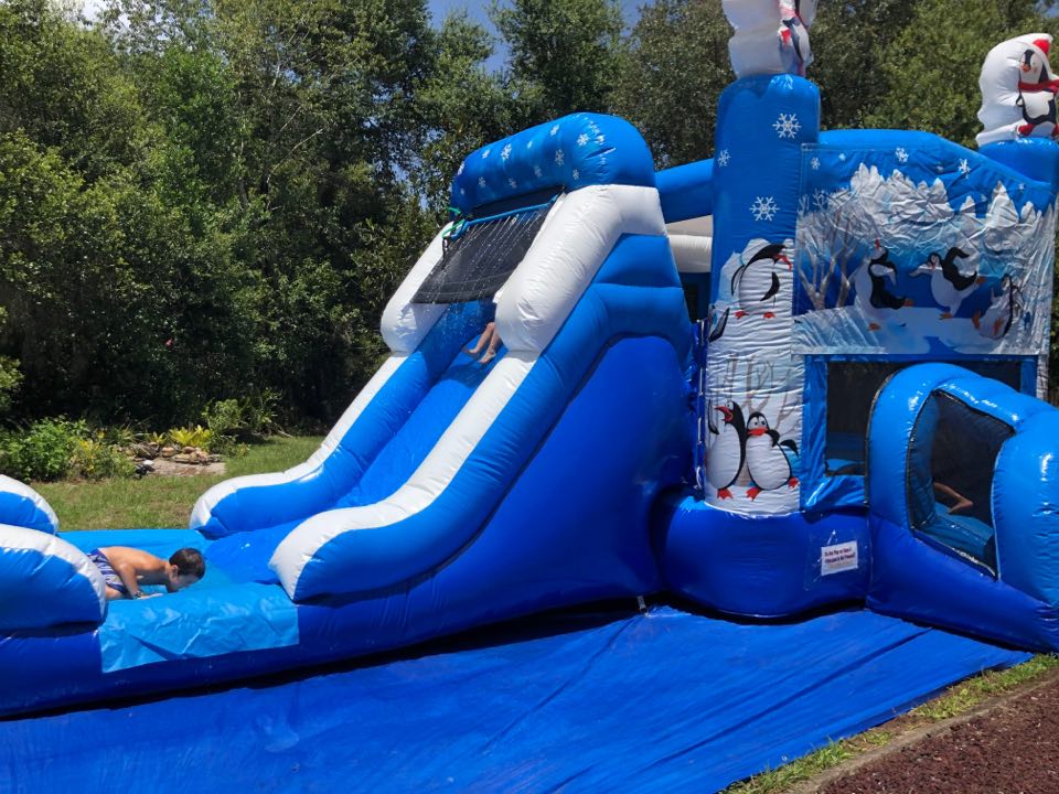 Bounce Houses and Combos - Inflatables and Yard Greetings in Seminole County, West Volusia County, Sanford, Lake Mary | Walker Experience LLC