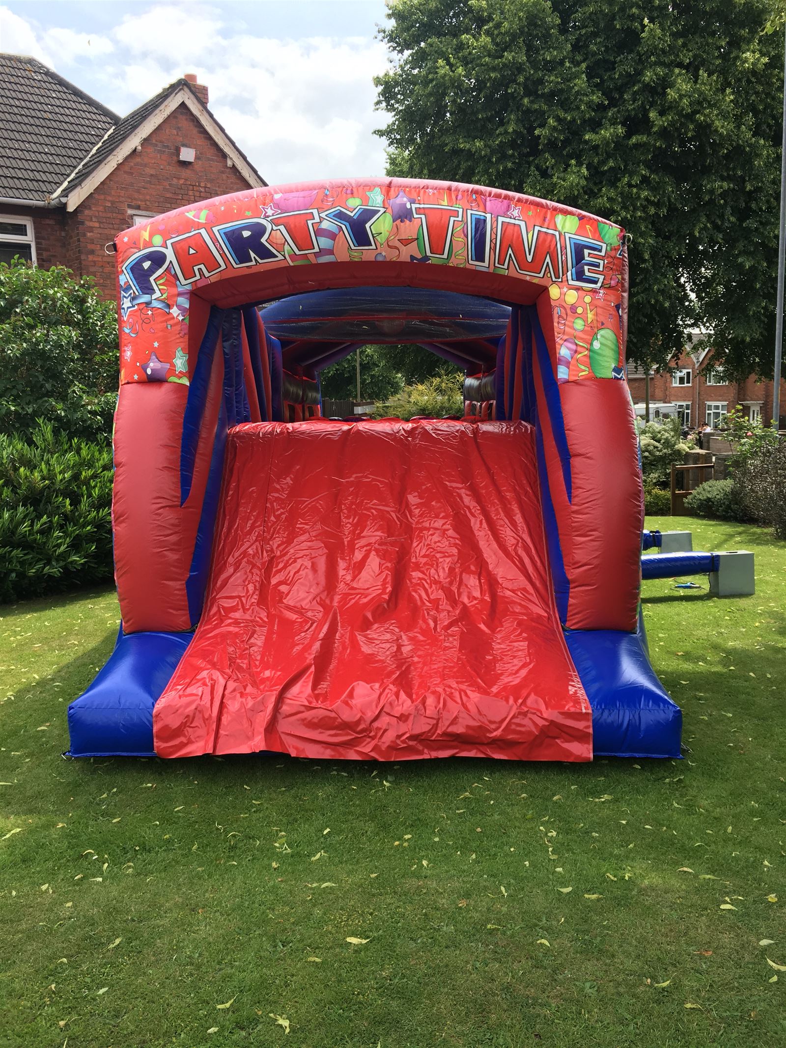 inflatable obstacle course hire