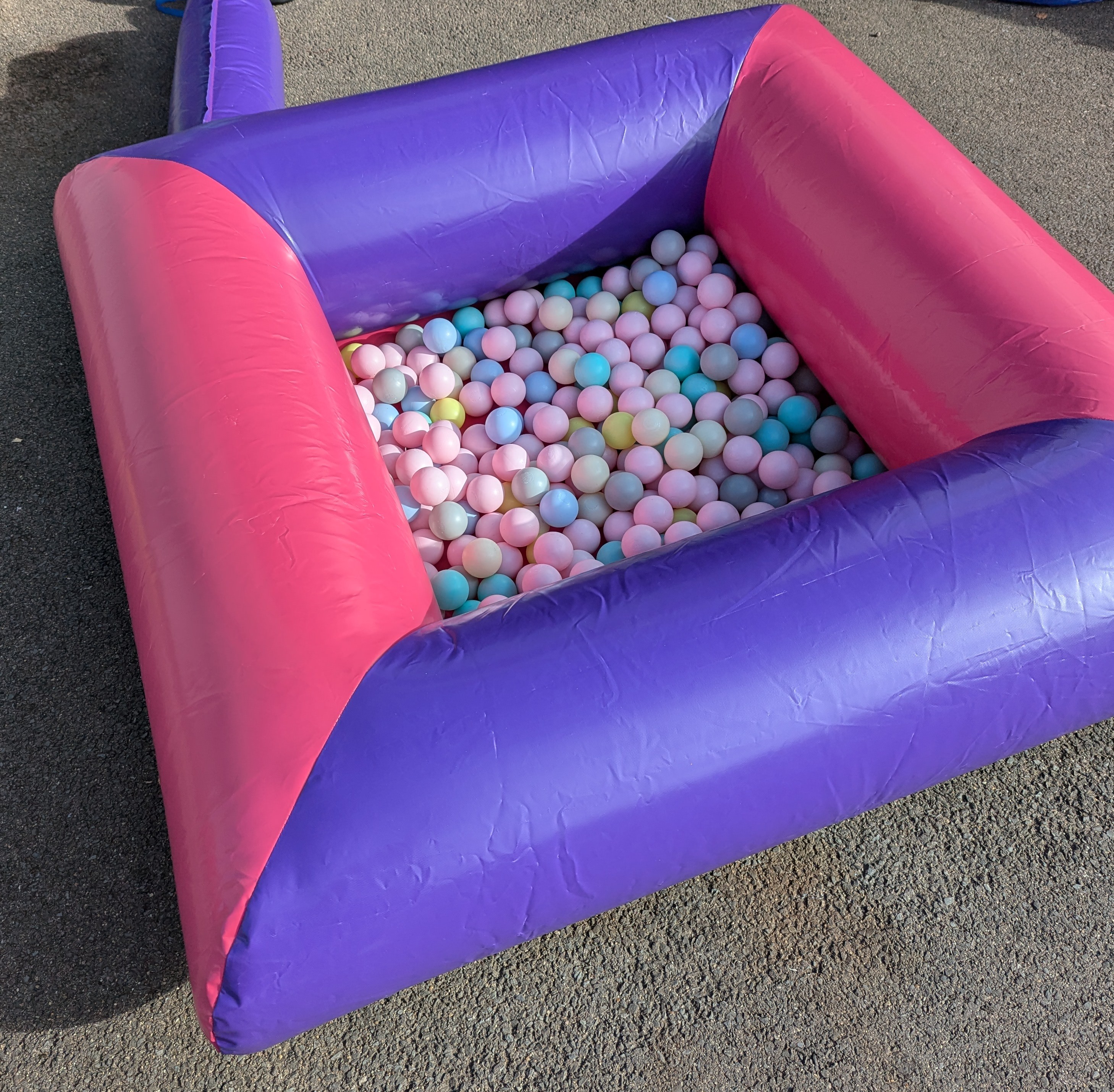Pink & Purple Ball Pool - Hire in Lincoln | Lincs bounce