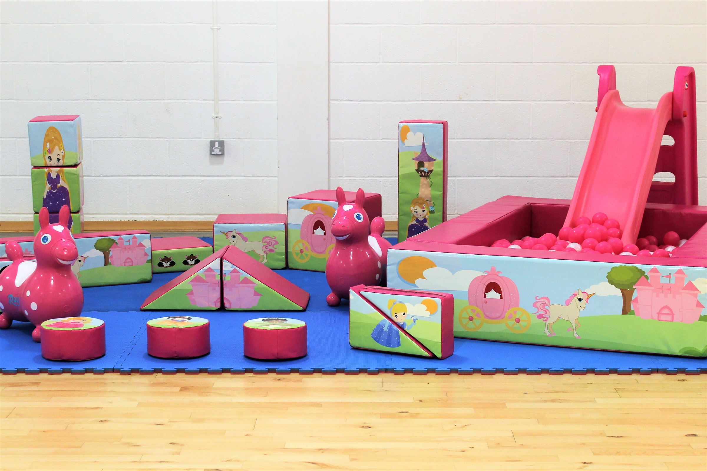 Princess Soft Play Hire Soft Play Hire Ball Pit Bouncy Castle Hire In Surrey Berkshire