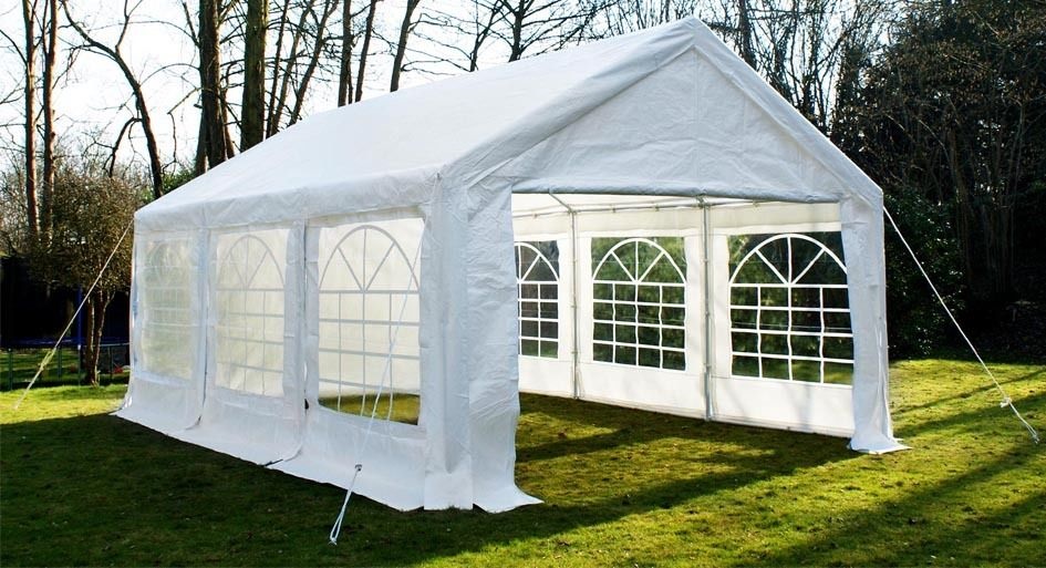 PARTY TENT