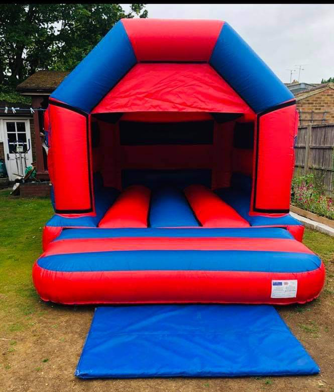 Indoor Inflatables - Bouncy Castle Hire in Milton Keynes