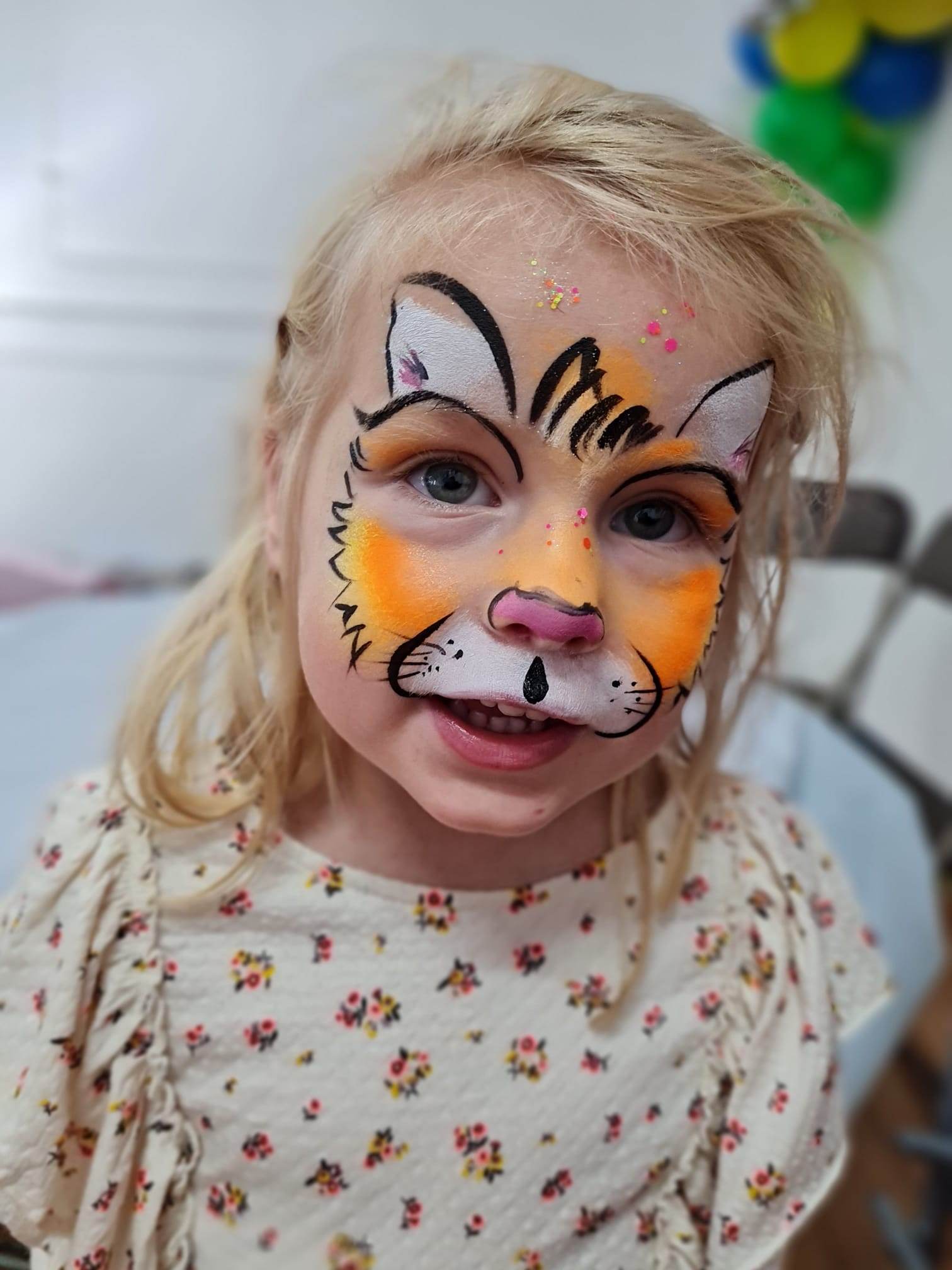 Face Painting & Glitter Tattoos (1 Hour) Hire in Slough