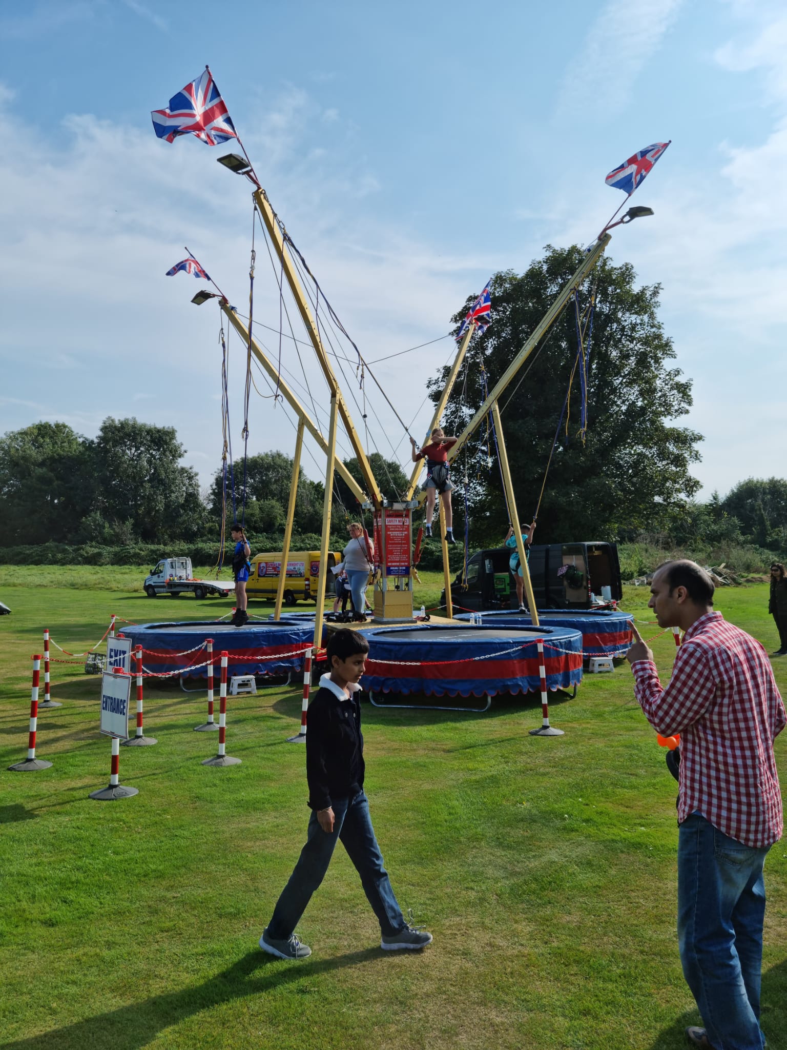 Bungee Trampoline Hire, Cheap Bungee Trampoline Rental, UK