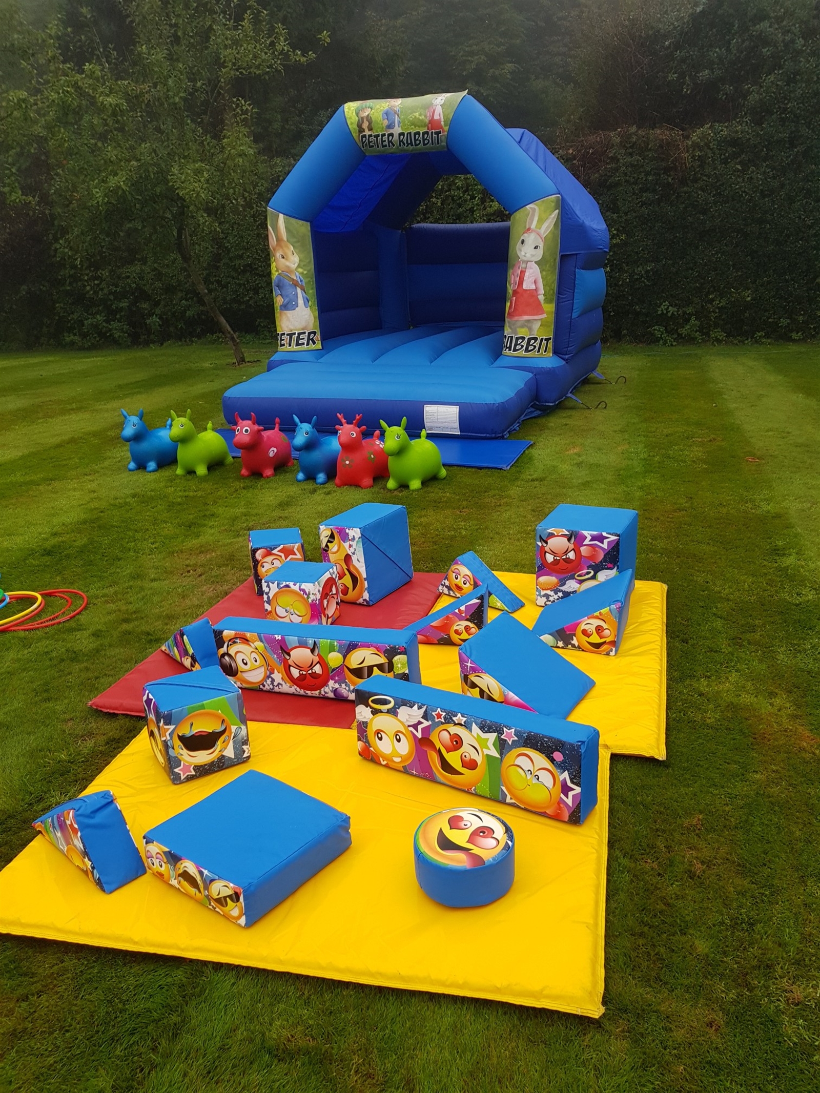 peter rabbit bouncy castle hire