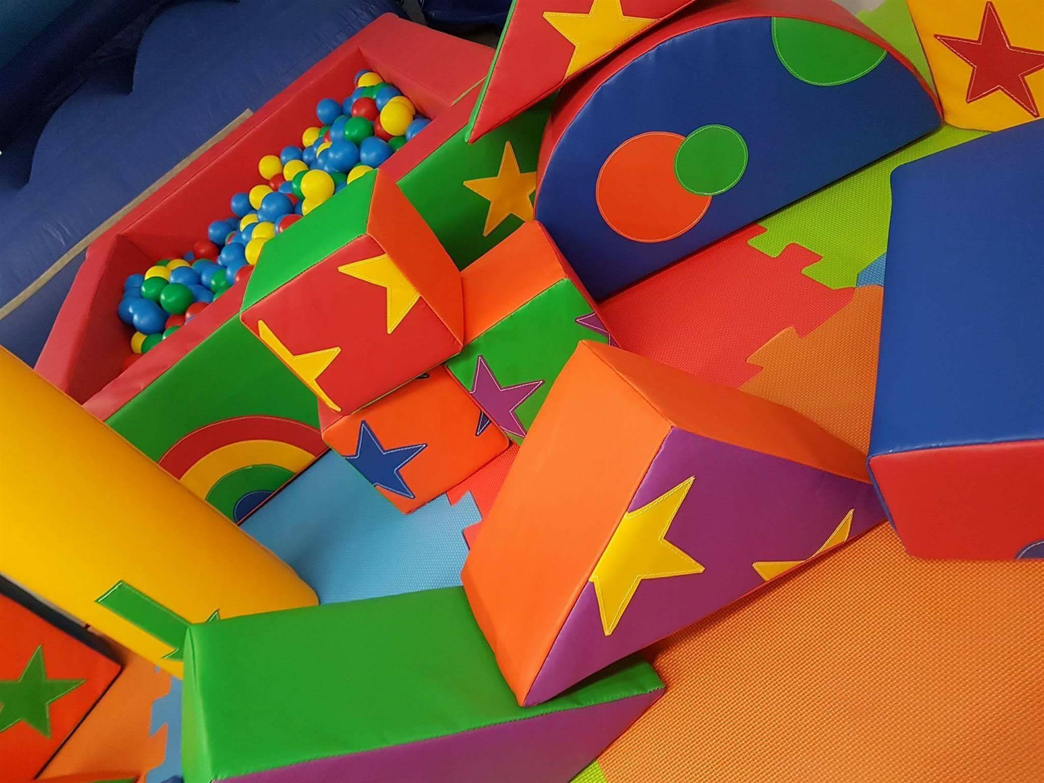 Fun Add Ons / Garden Games Hire Best Bouncy Castle Hire service in Stockport, Tameside