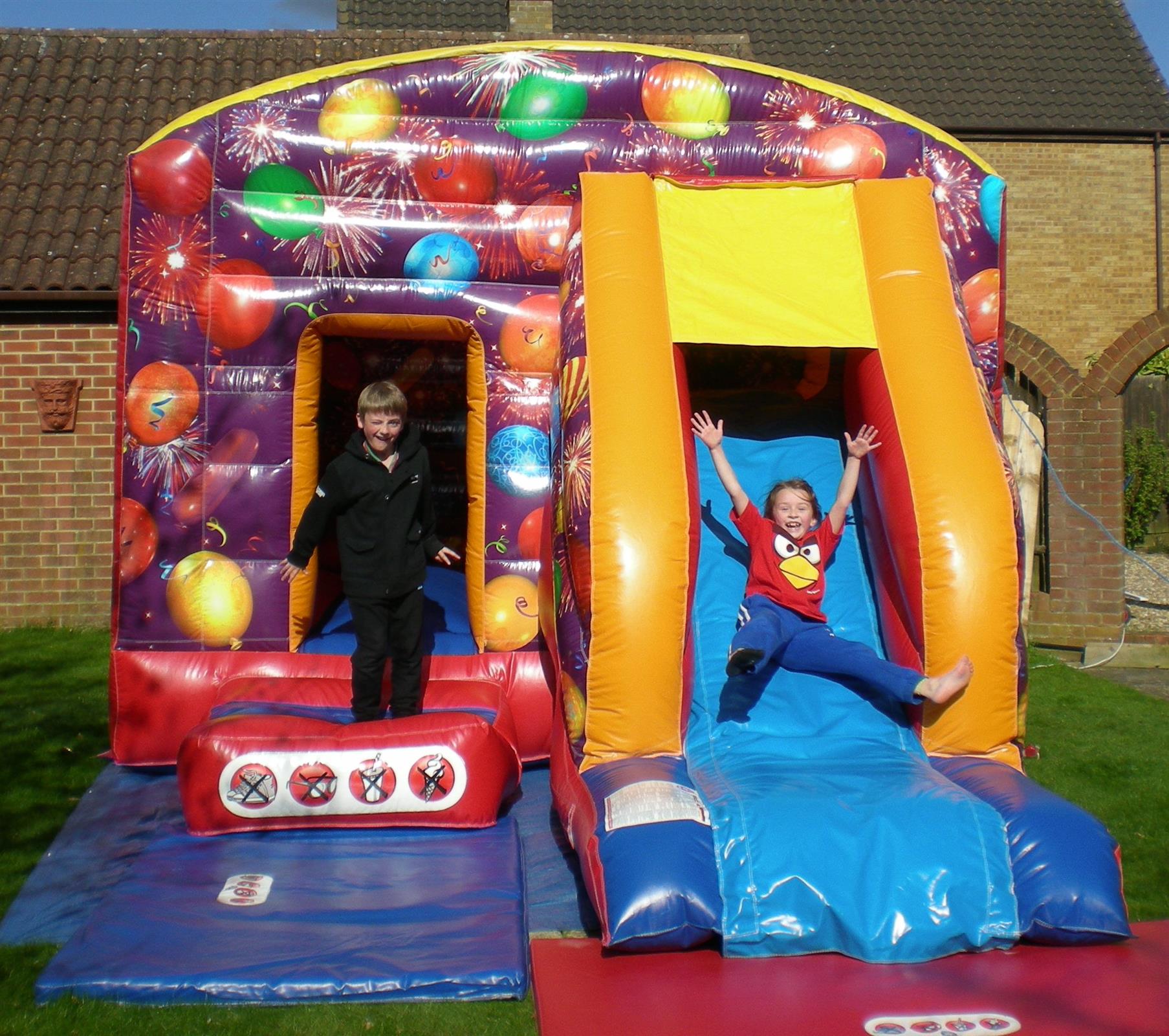 Bounce & Slide Castle 12' x 18' Bouncy Castle Hire in Brackley