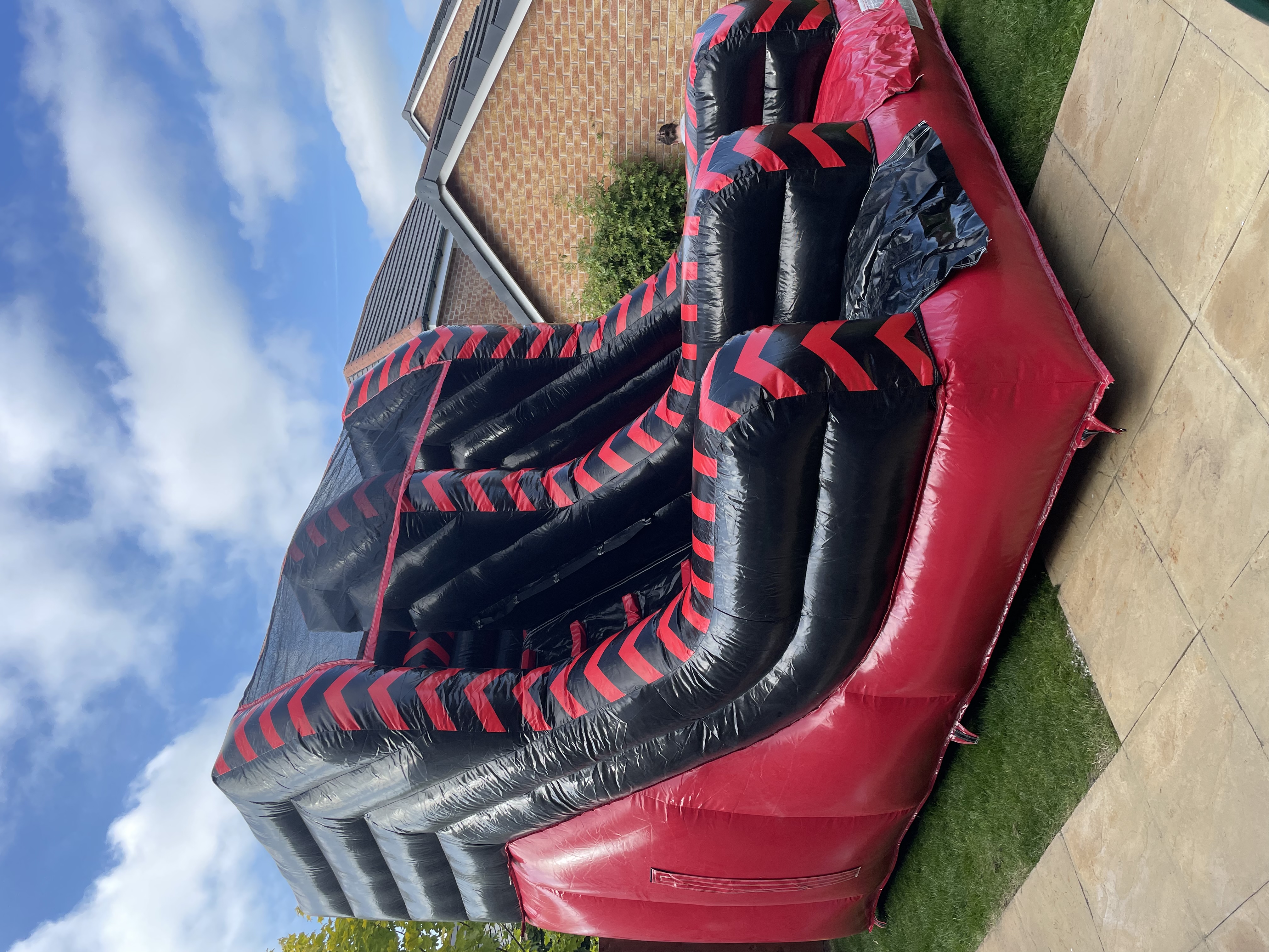 bouncy-castles-hire-in-staffordshire-and-cheshire-fun-bouncy-castle