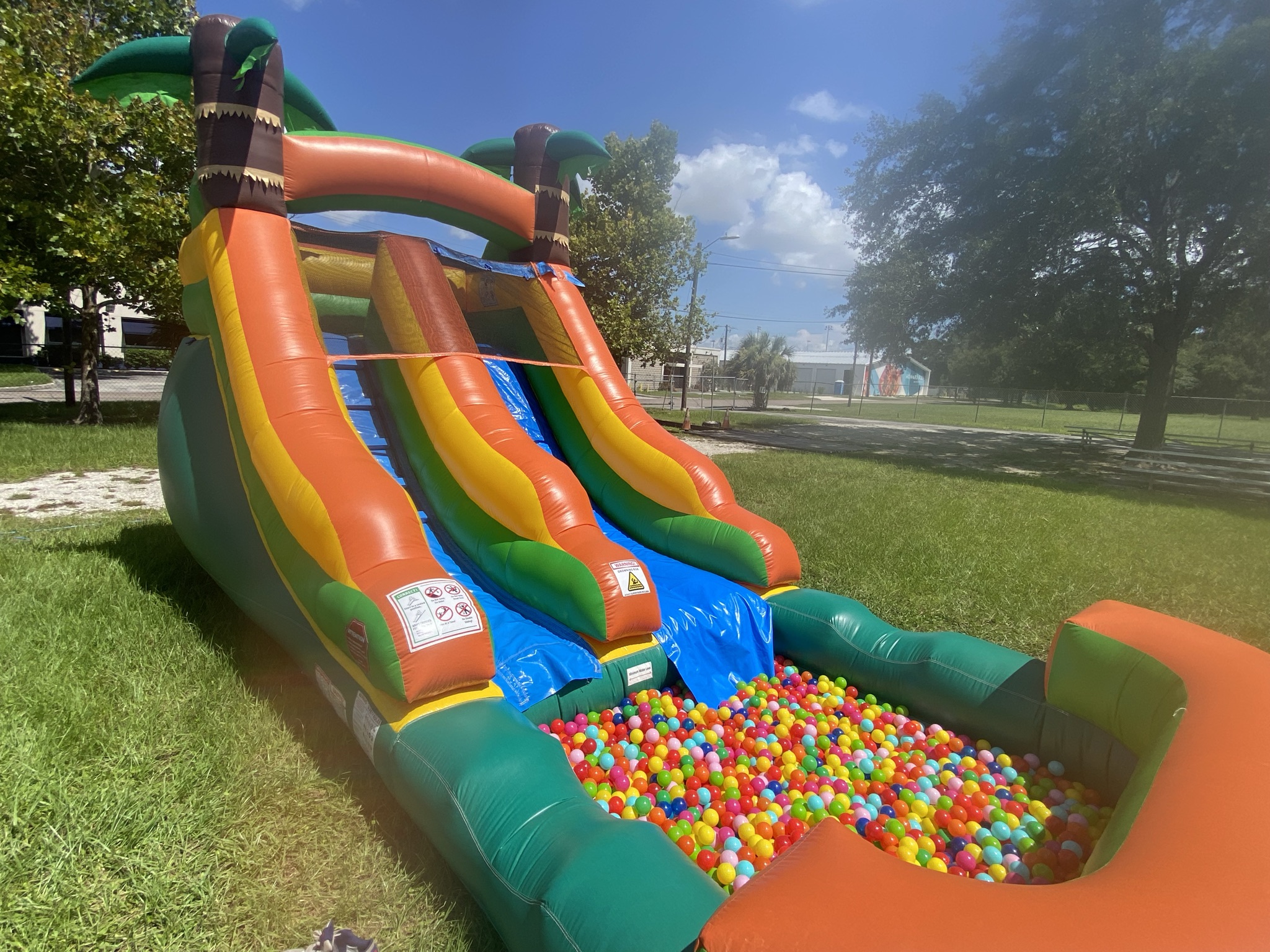 Bounce Houses Best Bounce House Rental, Water slide Rental. service