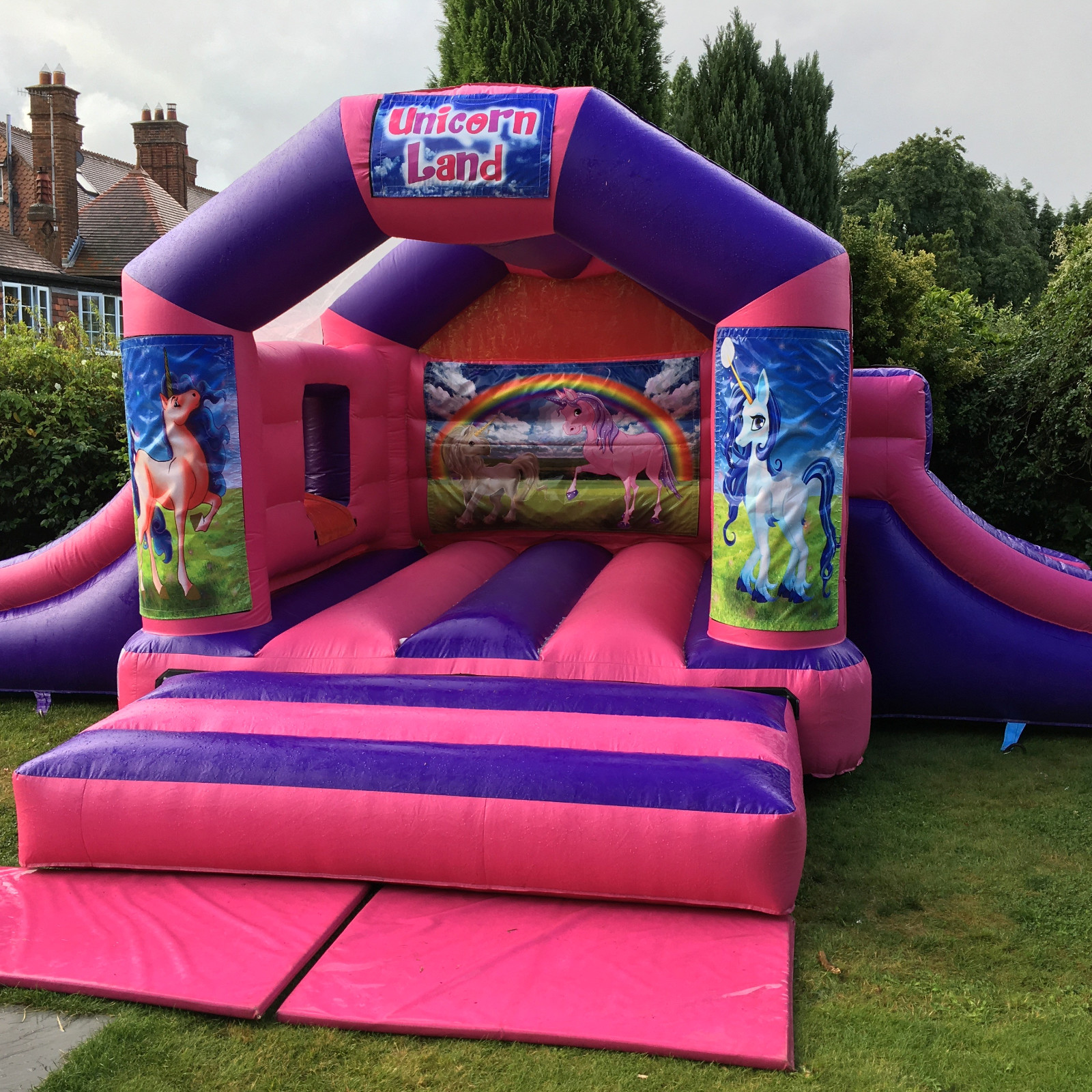 Bouncy Castles - Bouncy Castle & Soft Play Hire in Crawley, Horsham ...