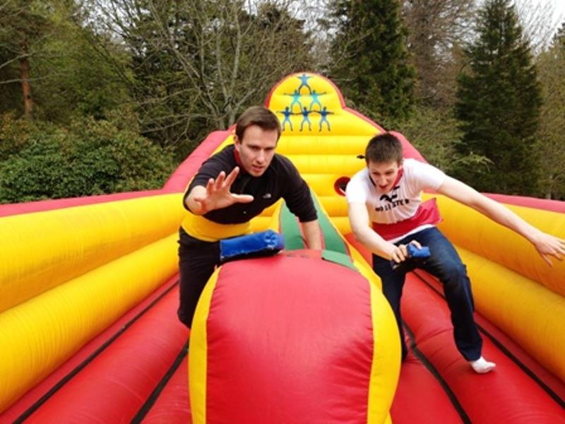 inflatable bungee run hire