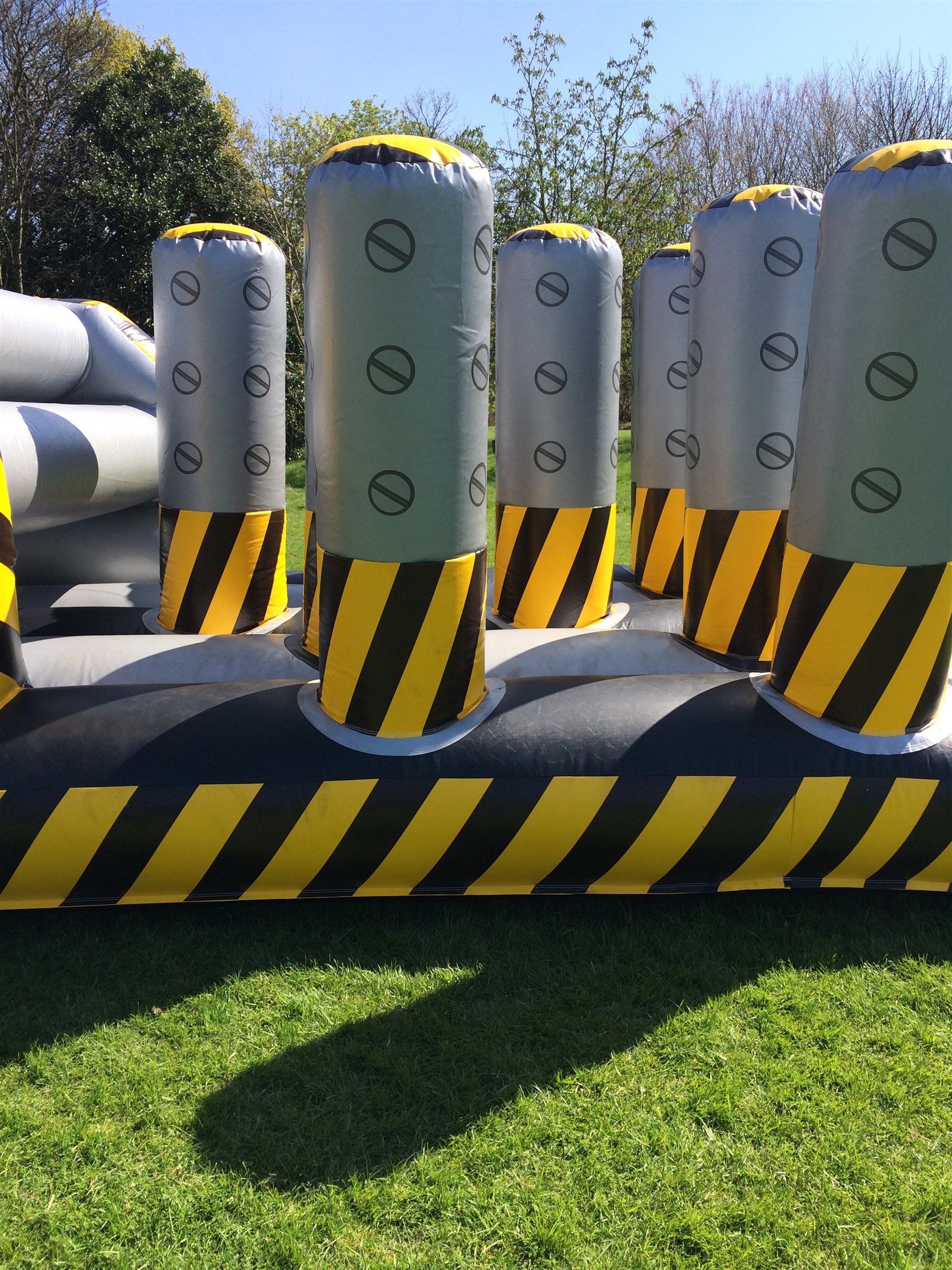 hire inflatable assault course