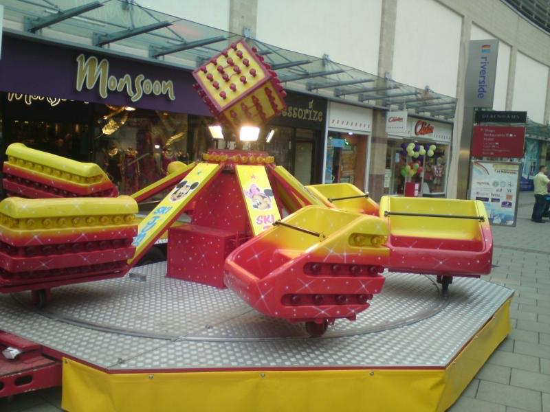party boat hire hertfordshire fairground rides bouncy castles bouncy castle hire party boat hire hertfordshire fairground rides bouncy castles bouncy castle hire