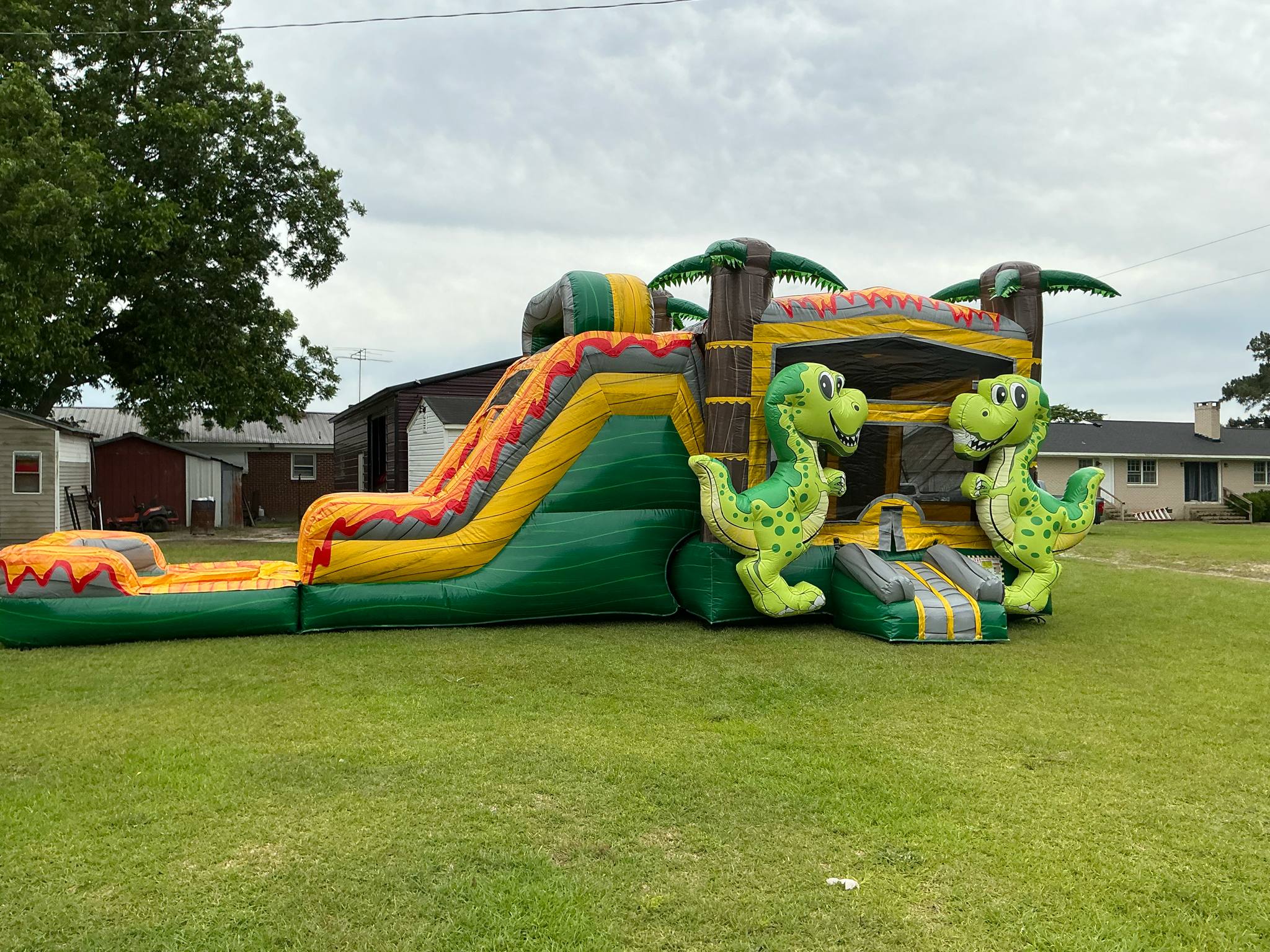 Combo Bounce Houses - Party Rentals in Albertson | 252 Jumper Party Rental
