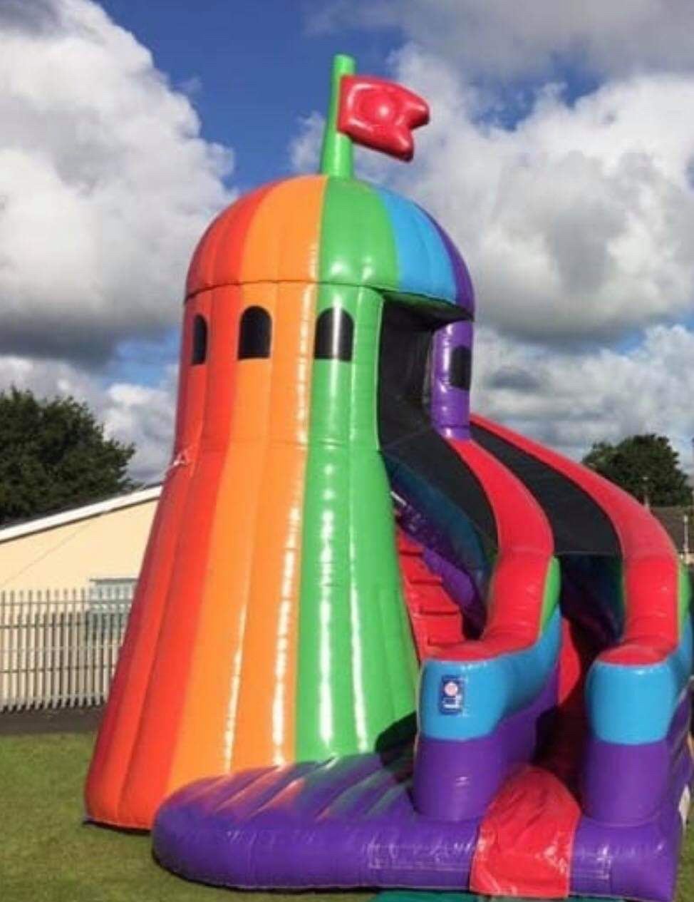 Slide Best Bouncy Castle Hire, Bouncy Castles service in Croydon, Beckenham, Thornton Heath