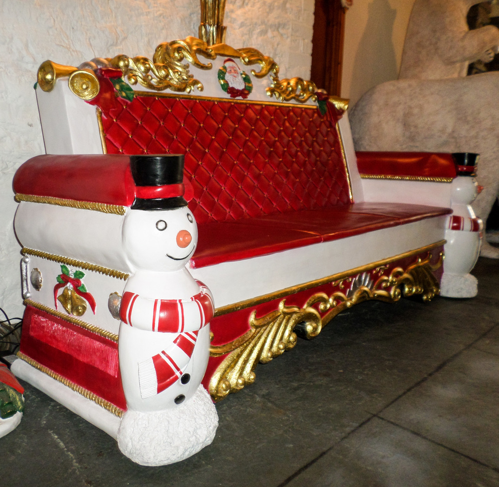 SANTA'S BENCH - Bouncy Castle Hire in Gravesend | Simply Bouncy Castle ...