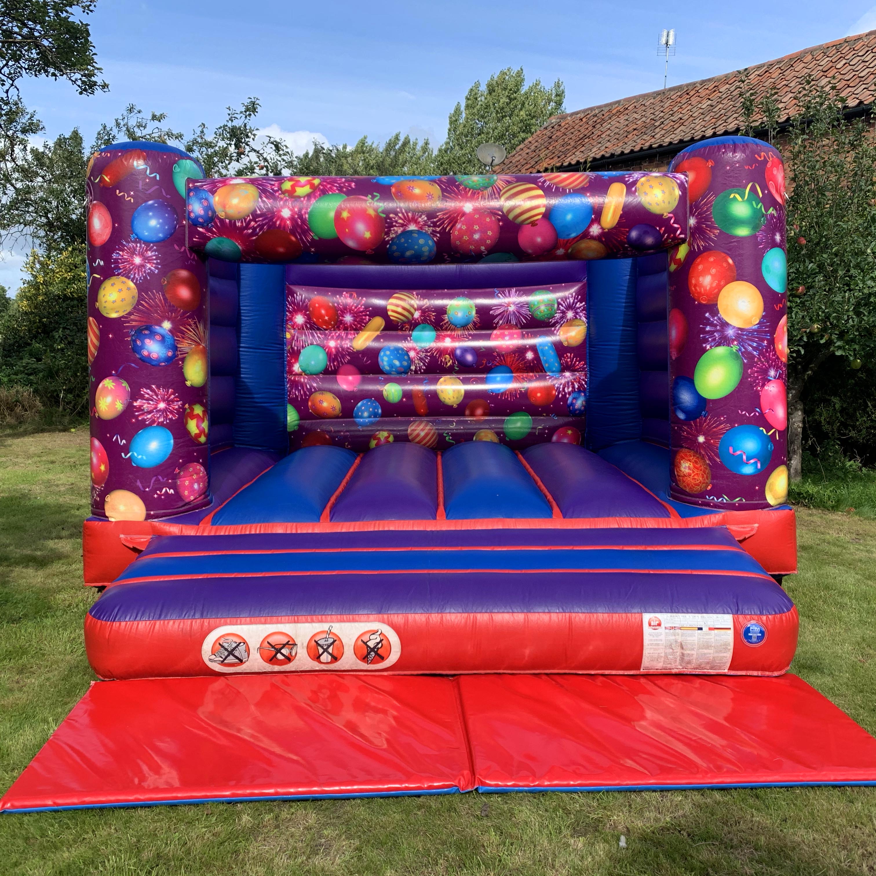 bouncy castle hire leitrim