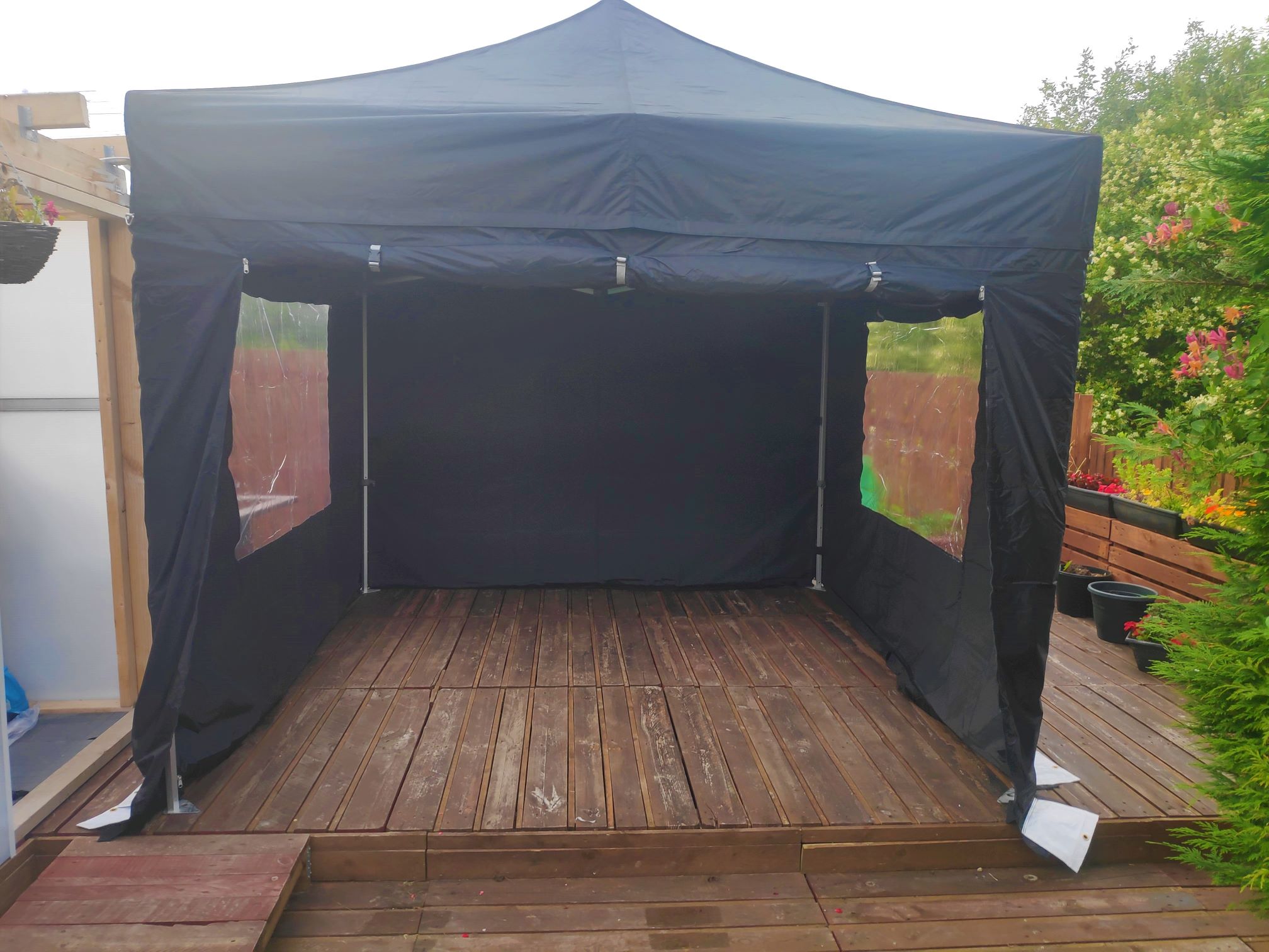 Party Gazebos Best Bouncy Castle & Gazebo Hire service in Glasgow