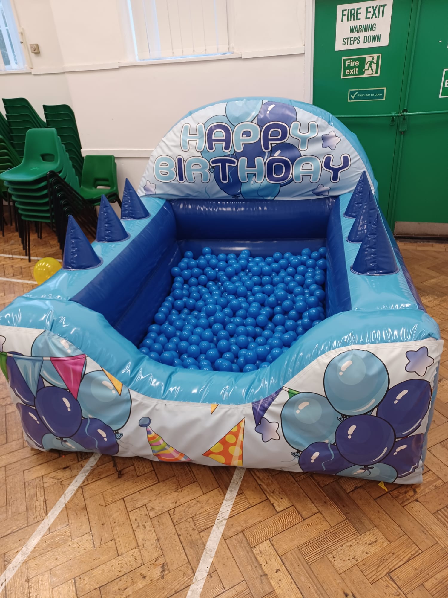 7 x 5 Blue Inflatable Ball Pit with air jugglers - Bouncy Castle Hire ...