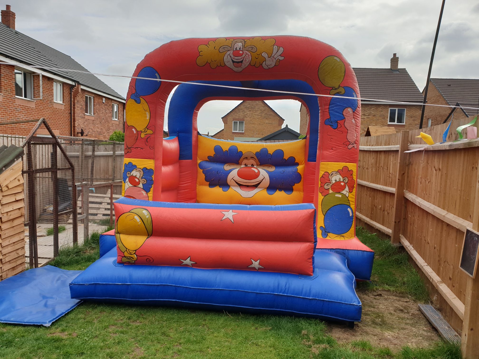 small bouncy castles