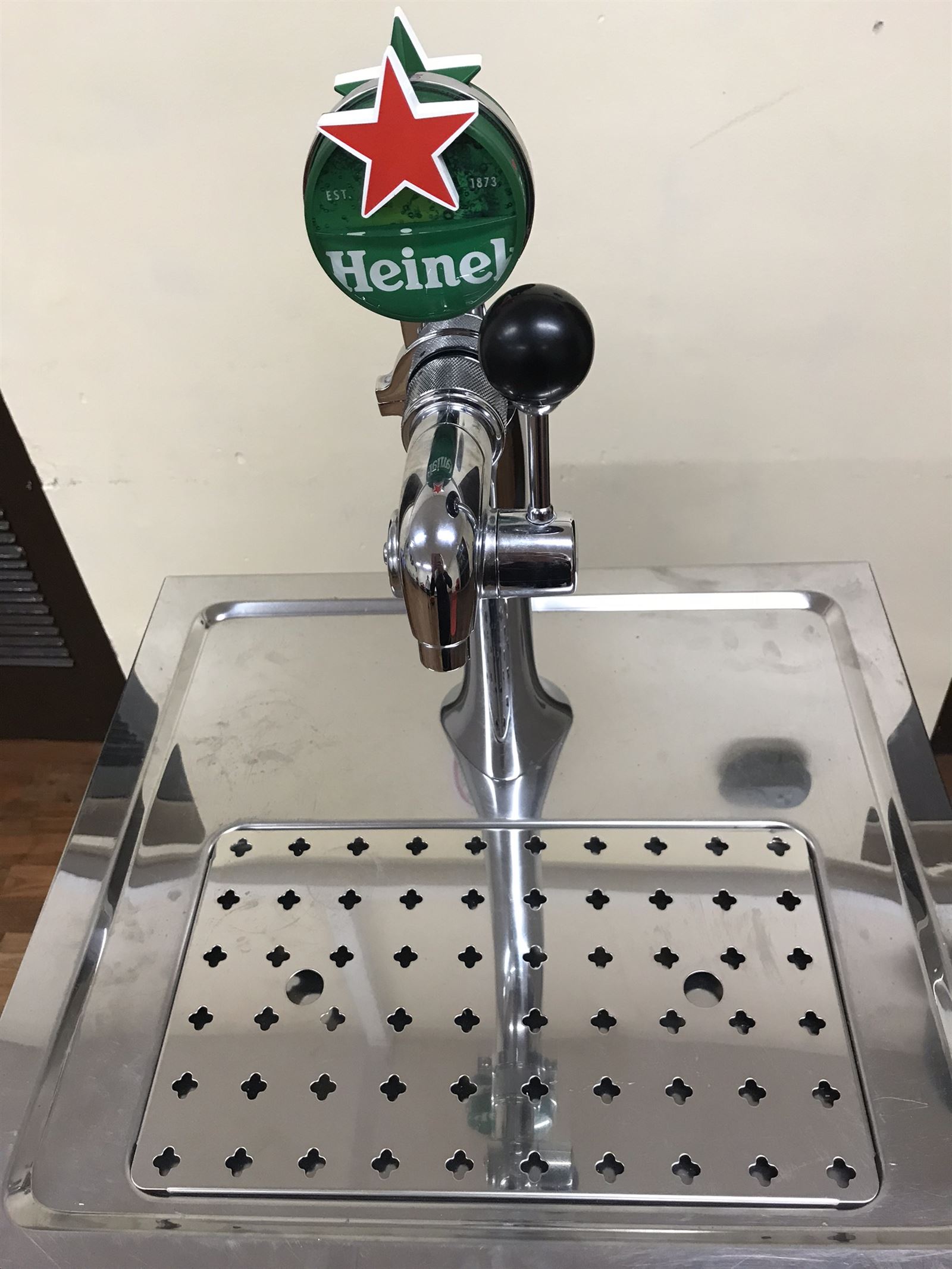 Heineken Beer Pump Hire Manchester, Liverpool & Beyond