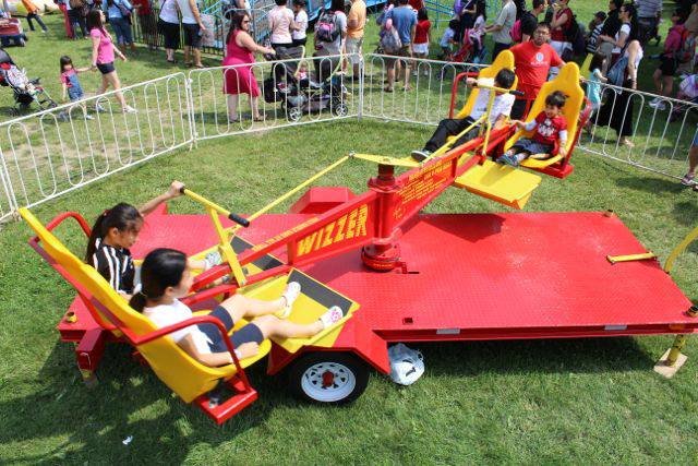 Whizzer Ride | Human-Powered Spinning Carnival Ride