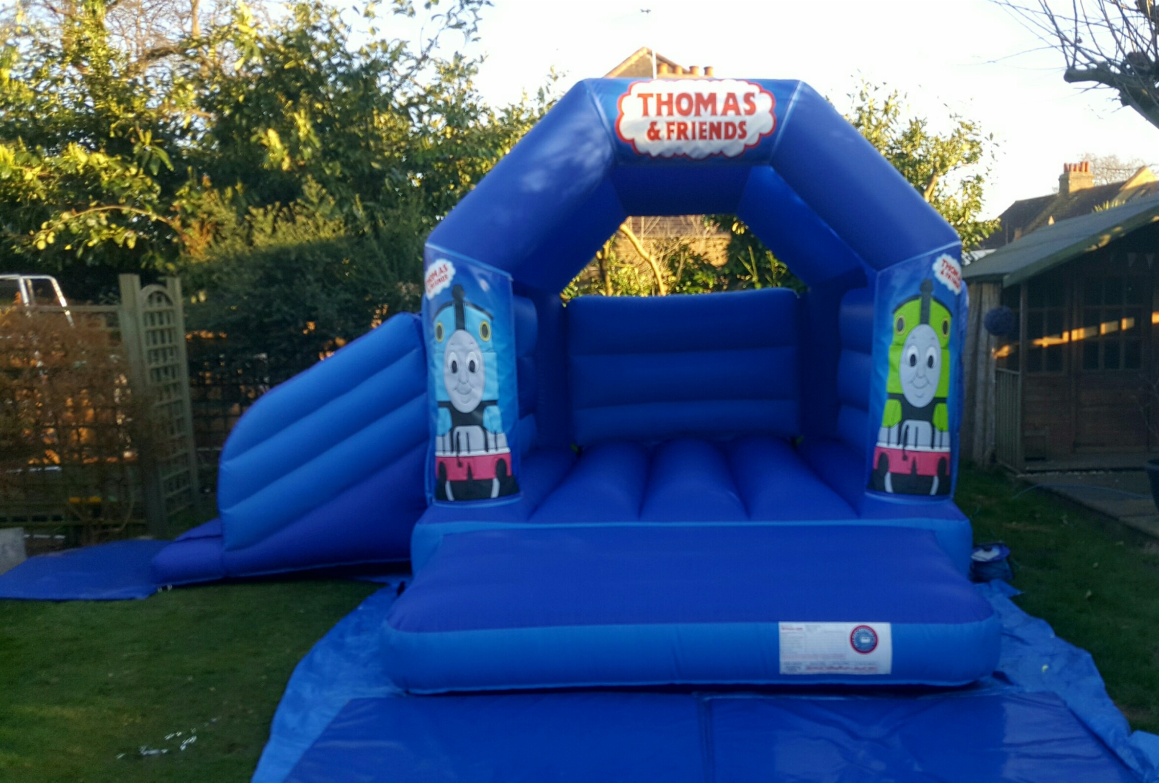 thomas the tank engine jumping castle