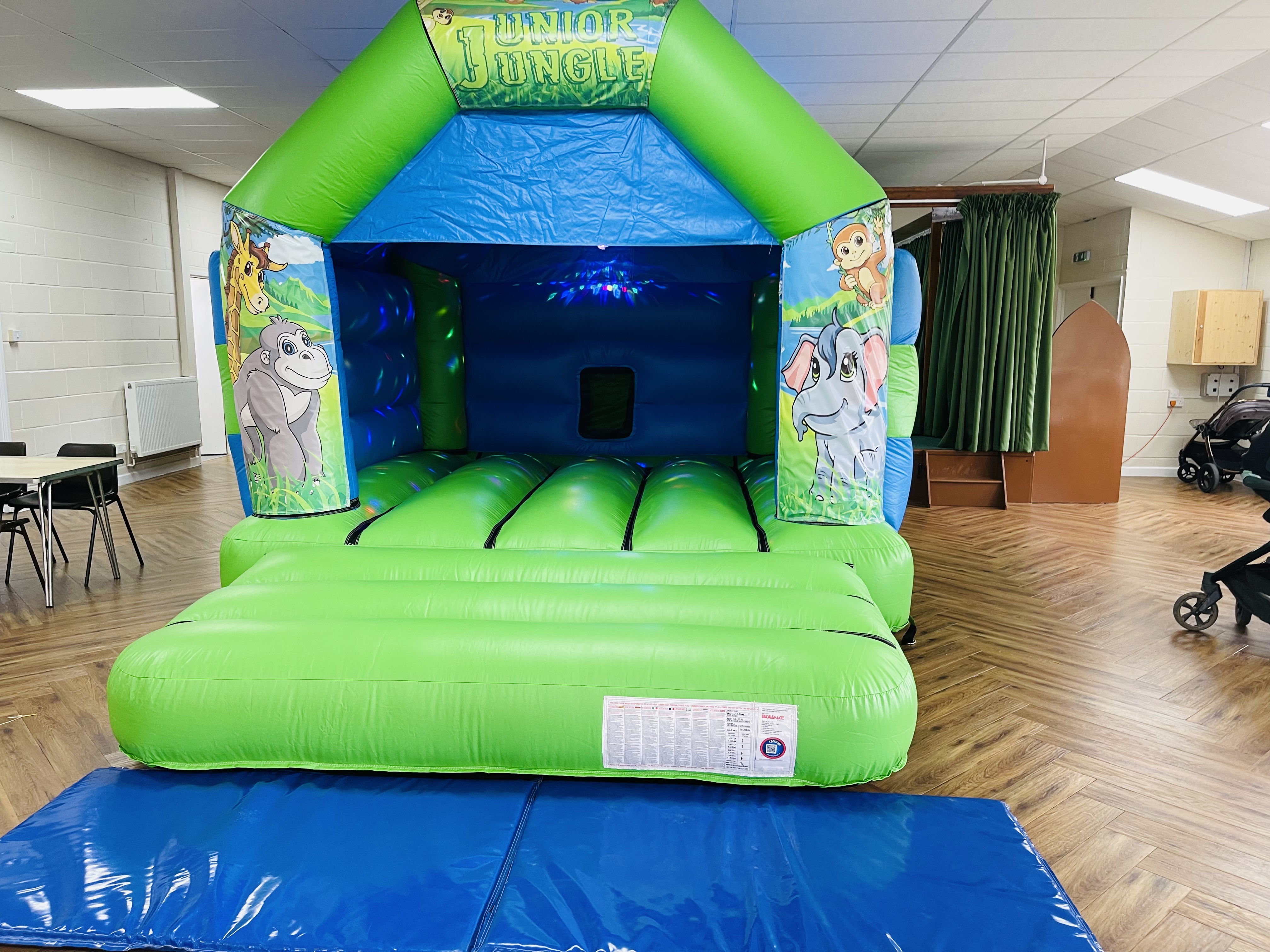 Bouncy Castle Hire in Bicester | Fun, Safe & Affordable