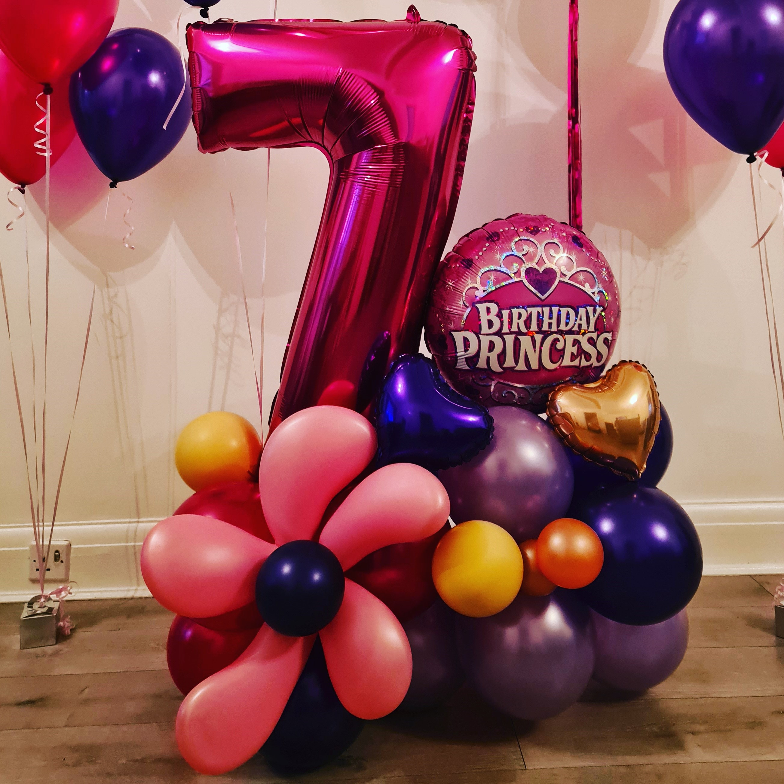 Balloons Bouncy Castles in Romford, Brentwood, Hornchurch, Essex