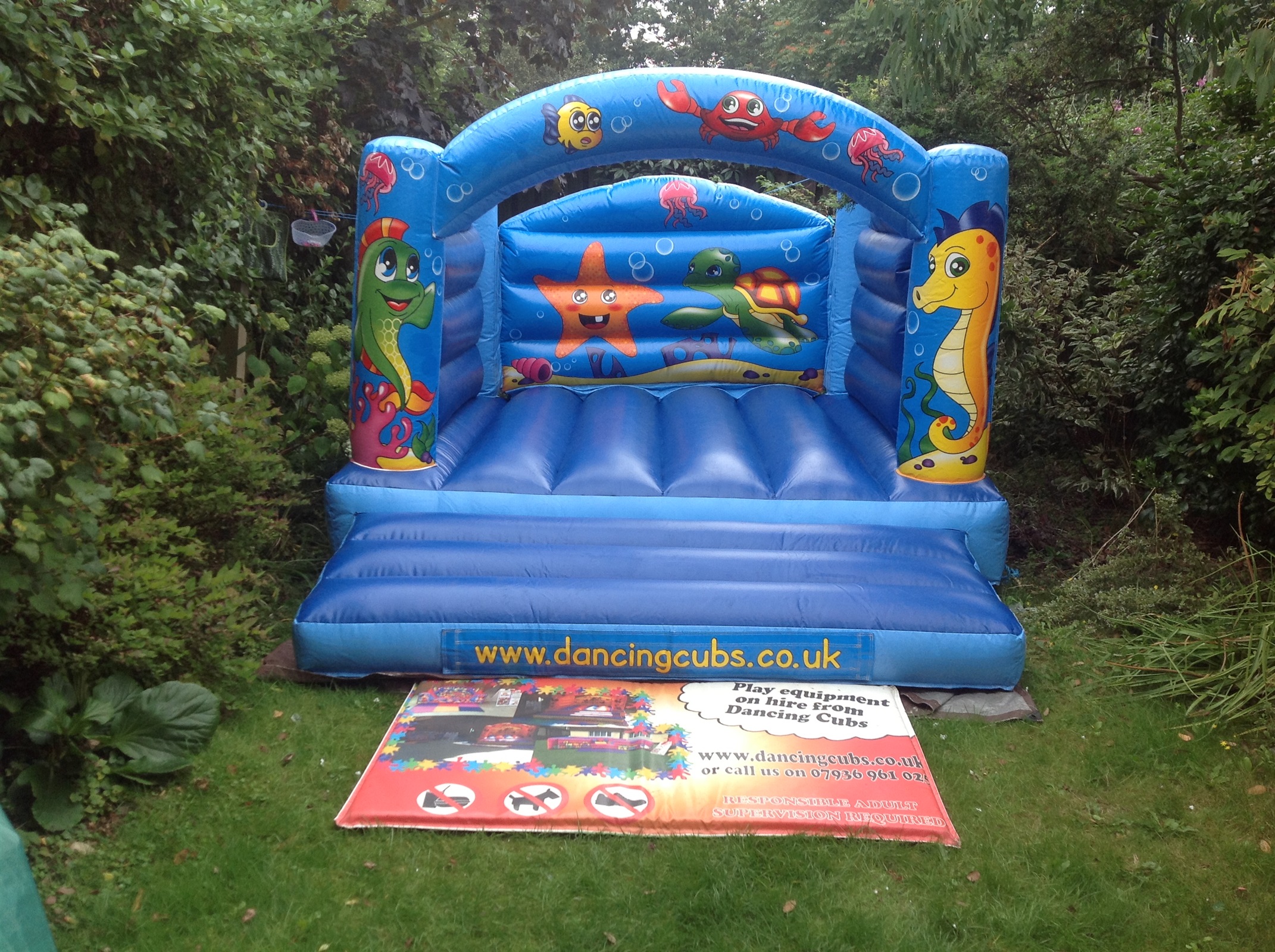 bouncy castle and soft play hire
