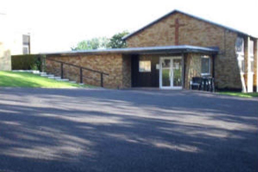 Local Halls for Hire Surrey & Berkshire Best Bounce Bouncy Castles