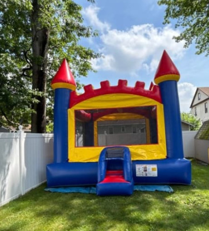 Castle 15x15 - Bounce House Rentals in New Jersey | Walkin On Sunshine