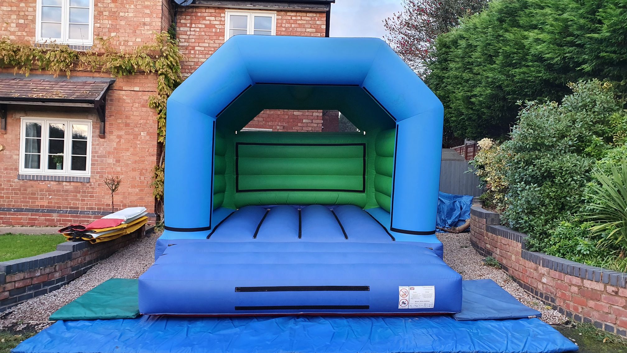 full size bouncy castle