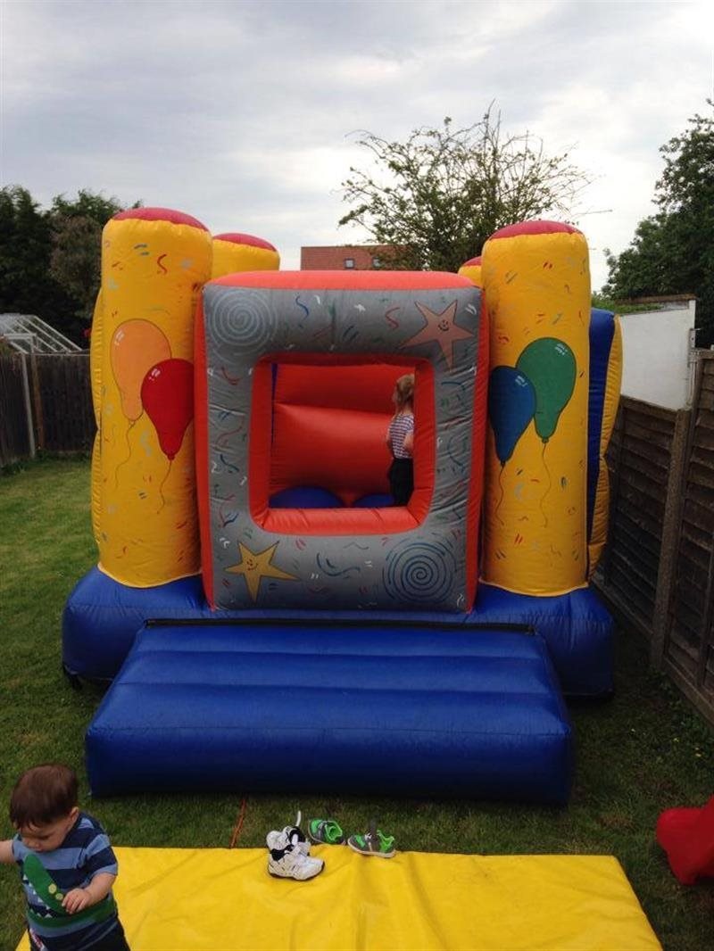 Toddler Zone Castle And Soft Play Bouncy Castle Hire In Essex Southminster