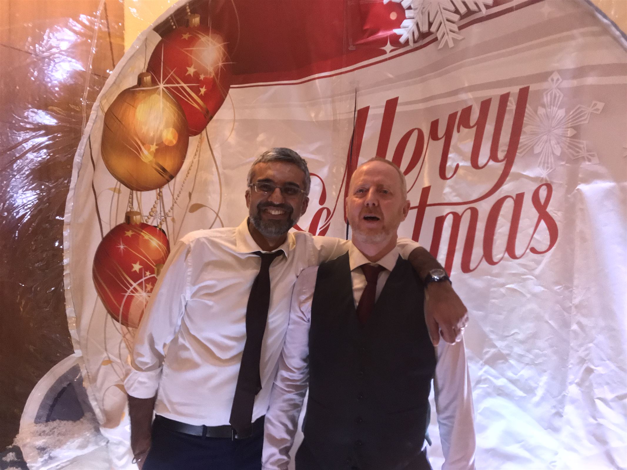 Bounce4fun Snow Globe Photo Booth Hire | Entertainment | London & Nationwide