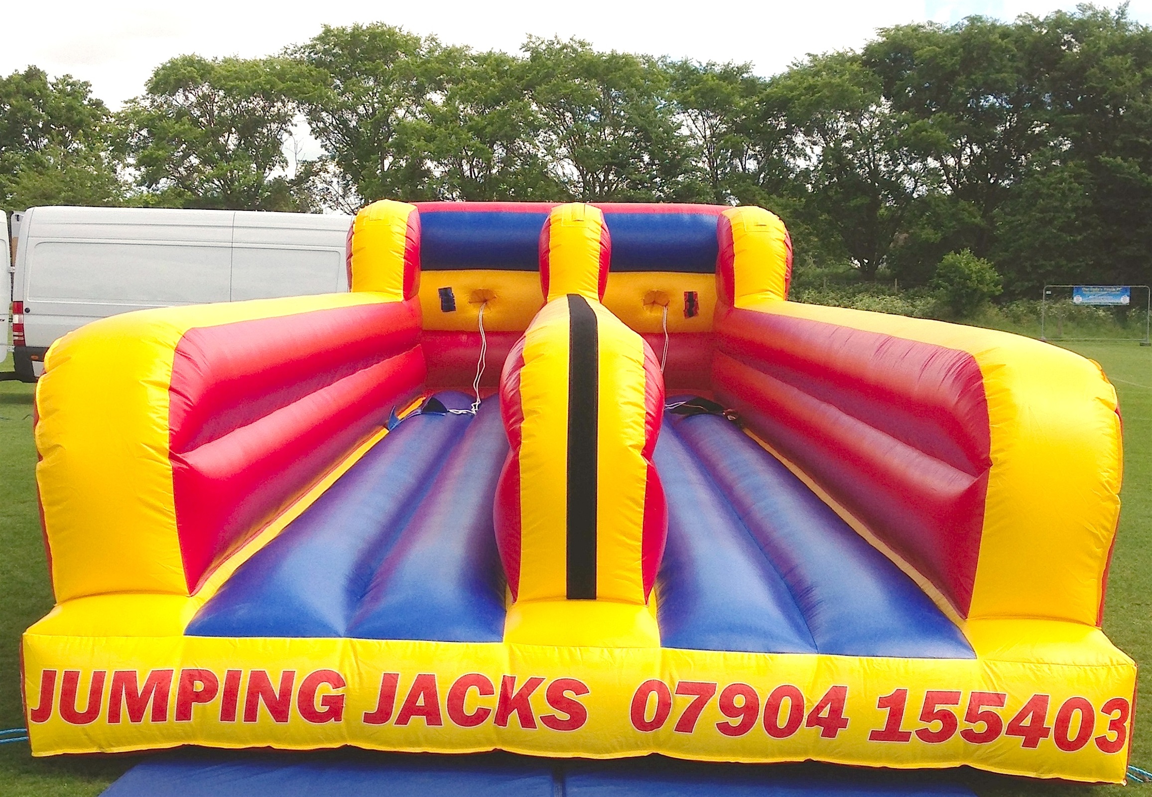 Inflatables Games Bouncy Castle Hire in Bromley Croydon South East