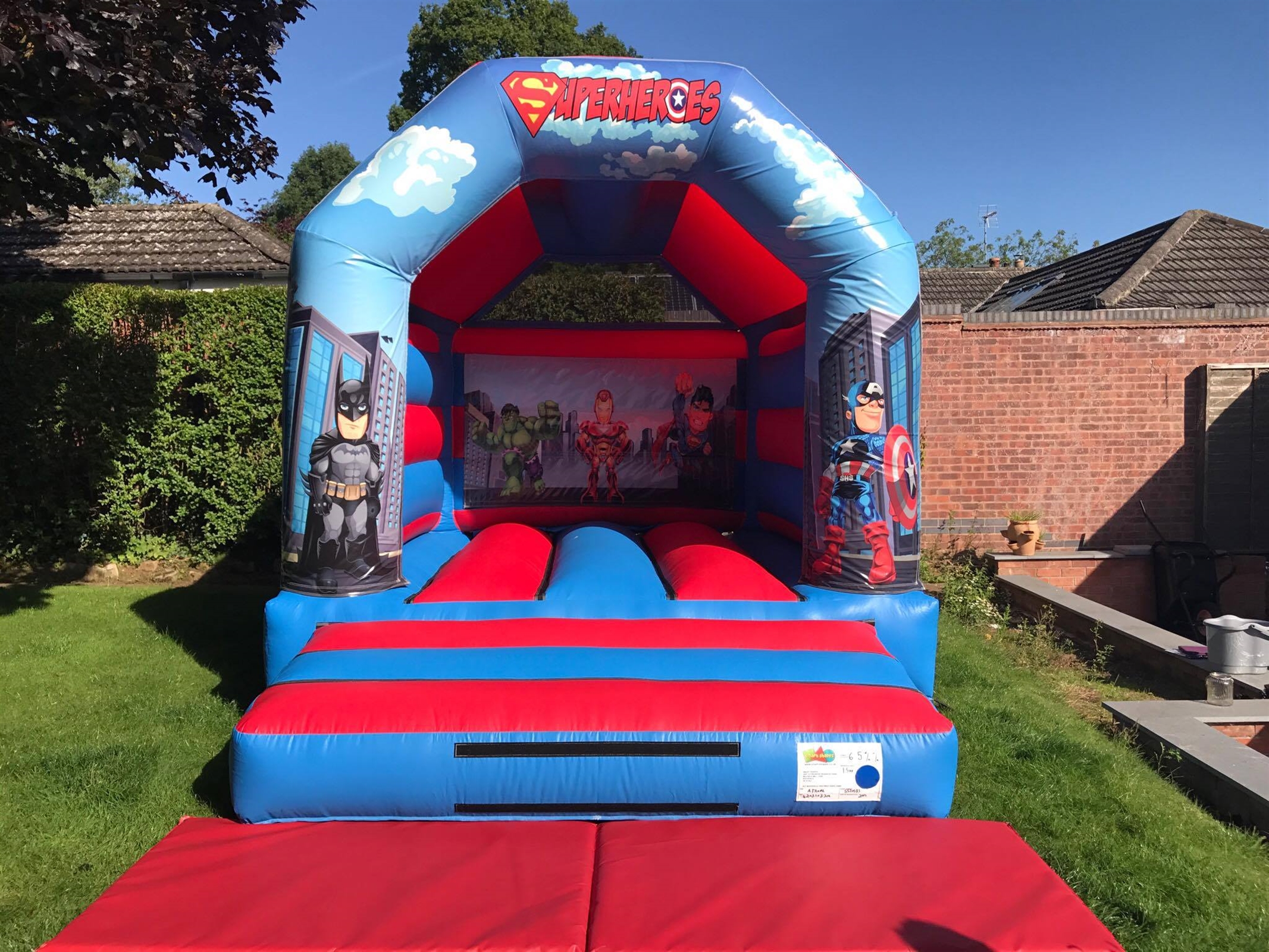 lukes bouncy castle hire