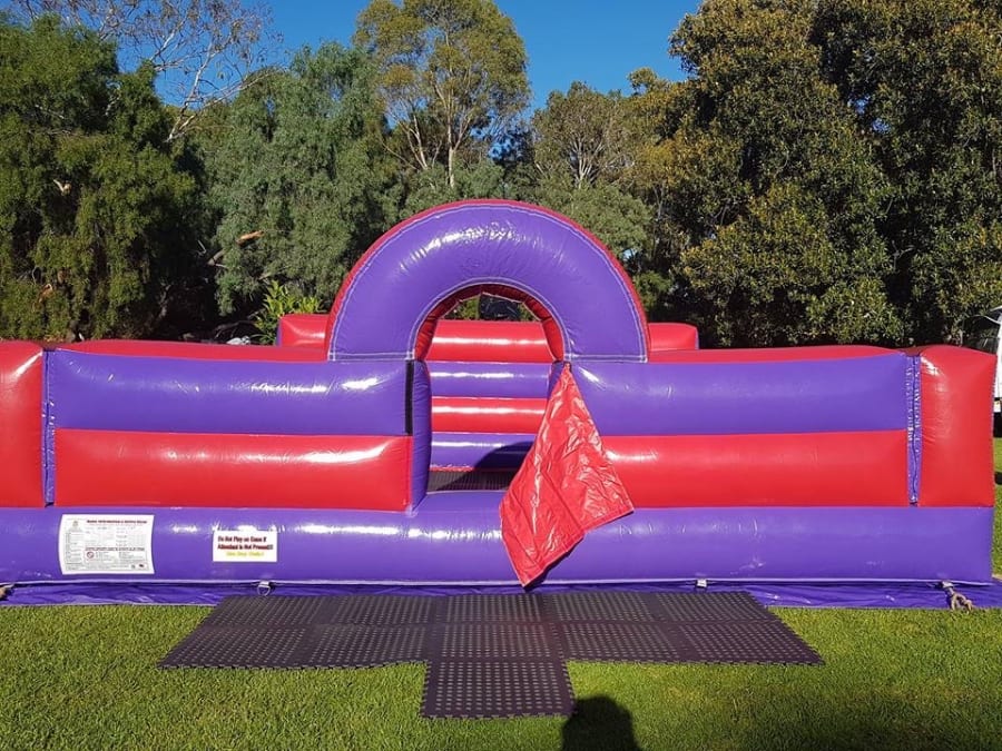 jumping castle hire brackenhurst