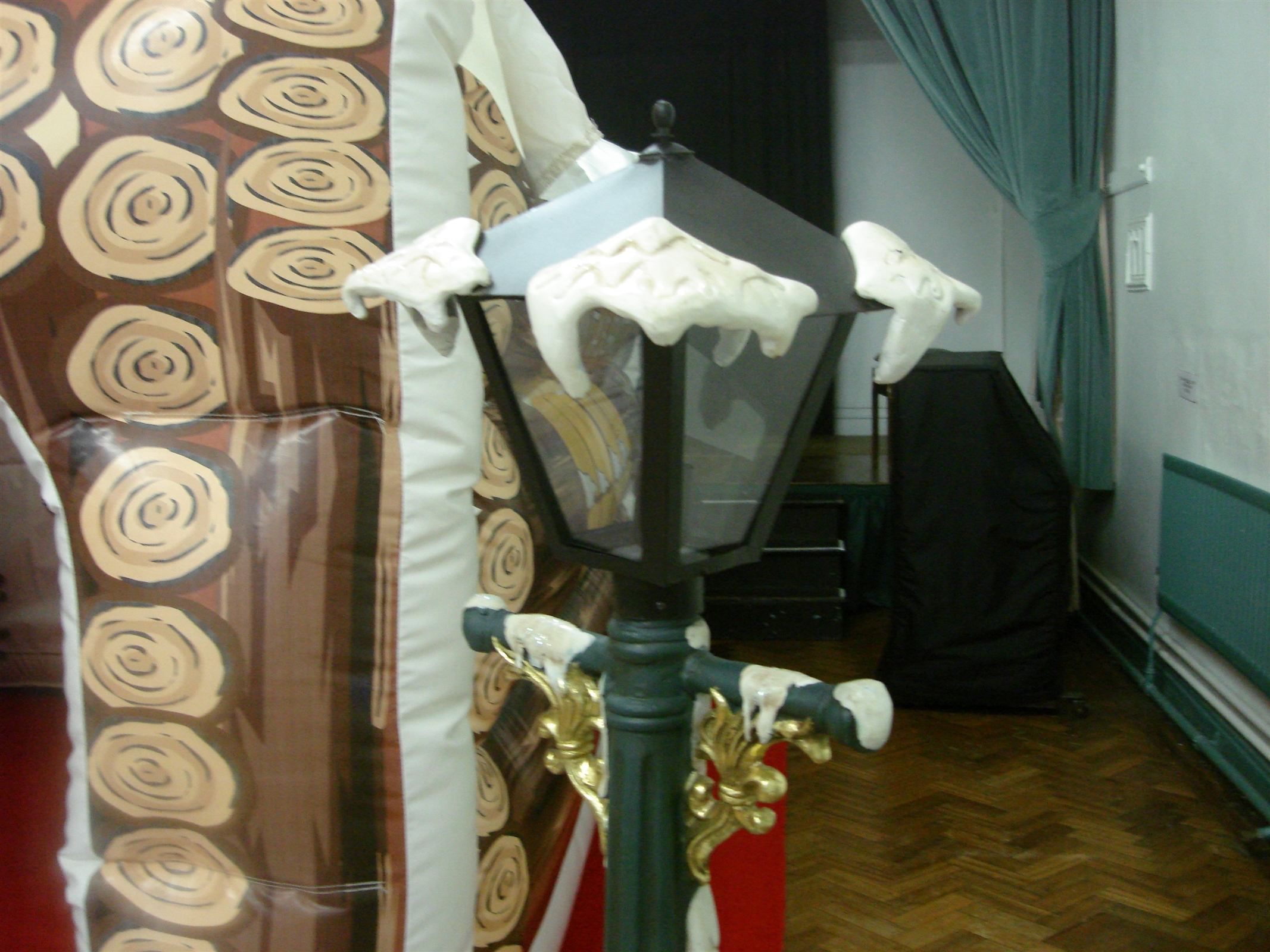 Xmas Prop Hire Santa's Grotto Hire in London, Birmingham, Milton