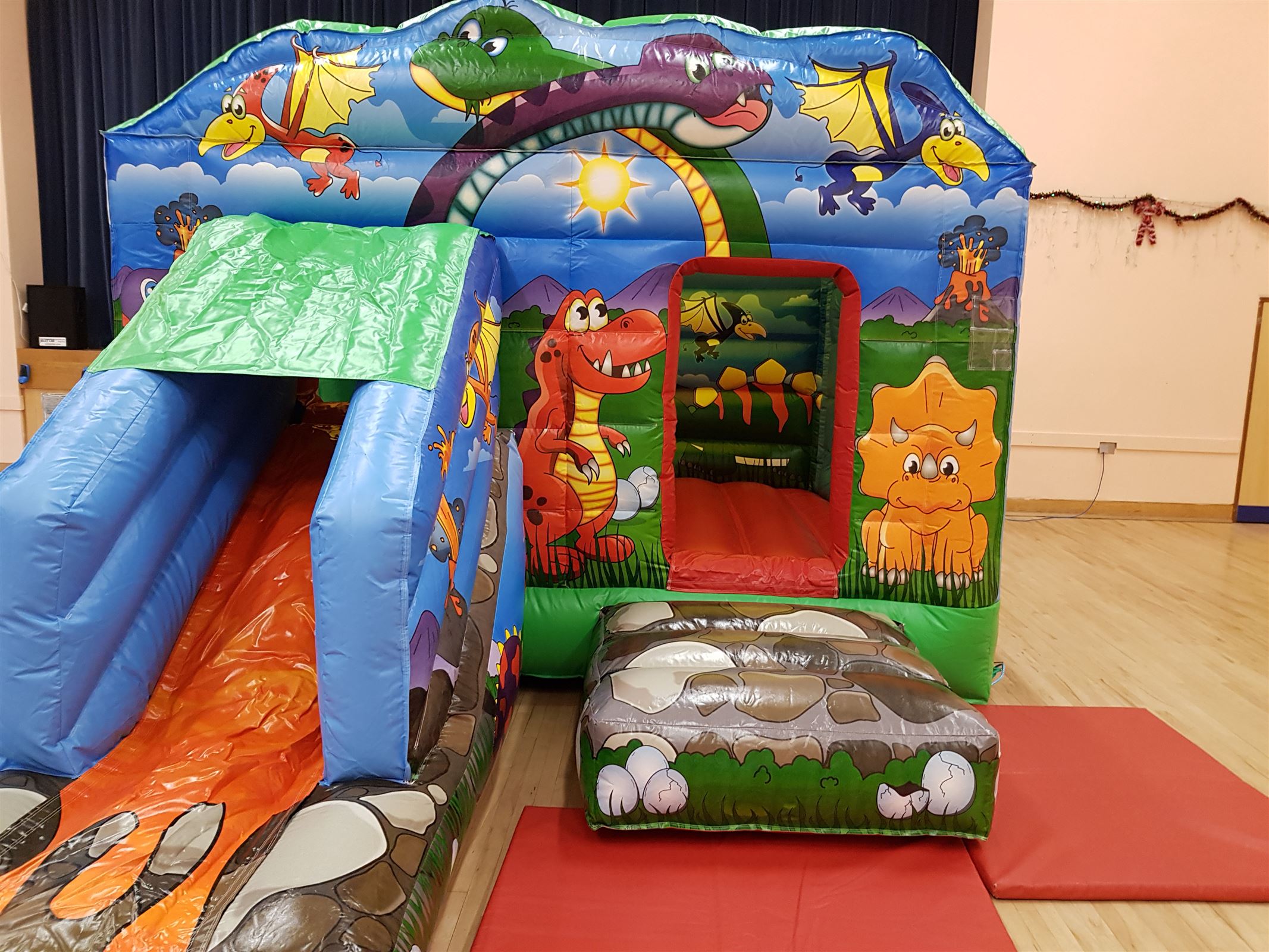 indoor bouncy castles