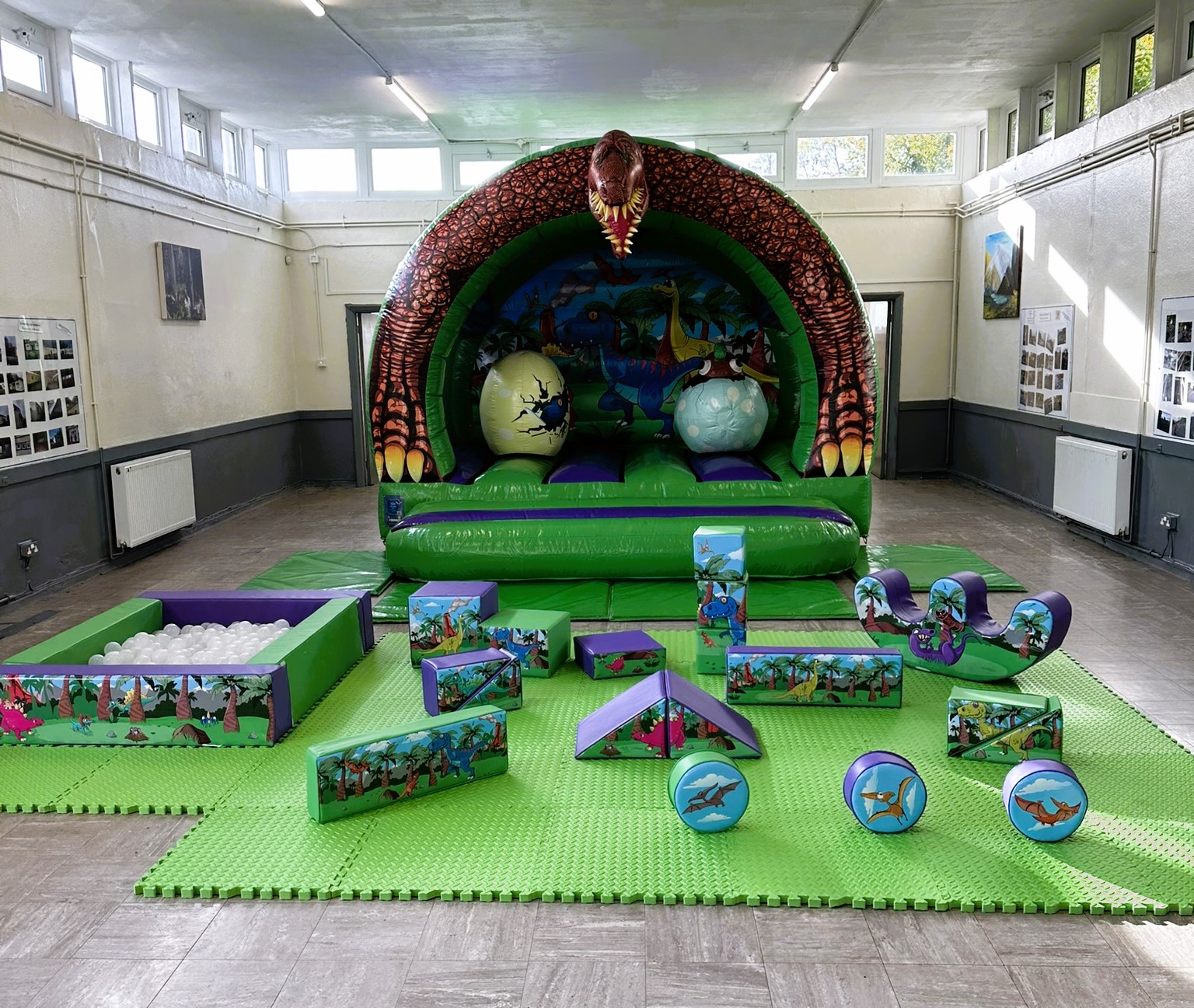 Party Packages | Bouncy Castles & Soft Play | London & Essex