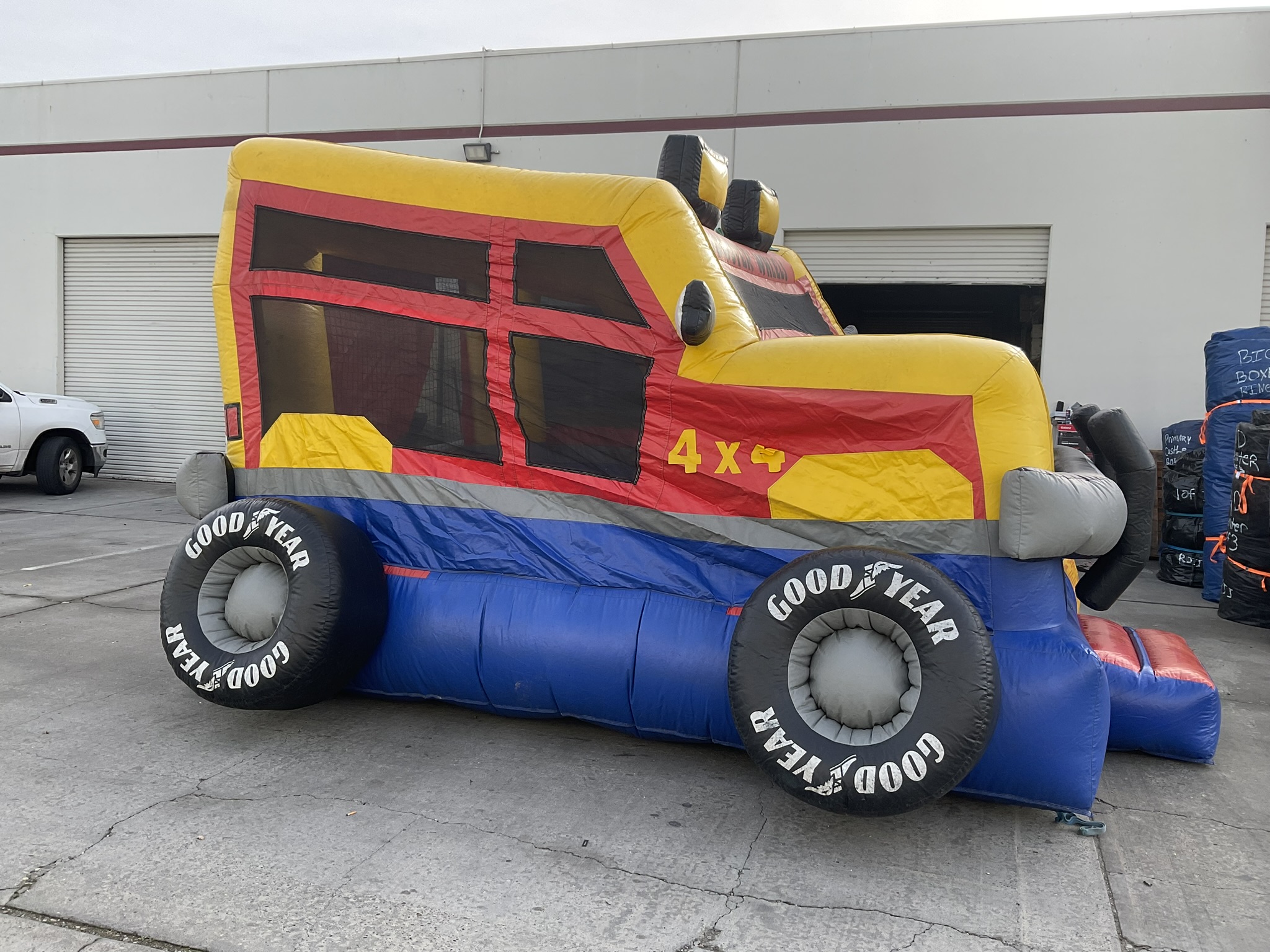 Used Inflatables and Used Bounce House for sale Sacramento