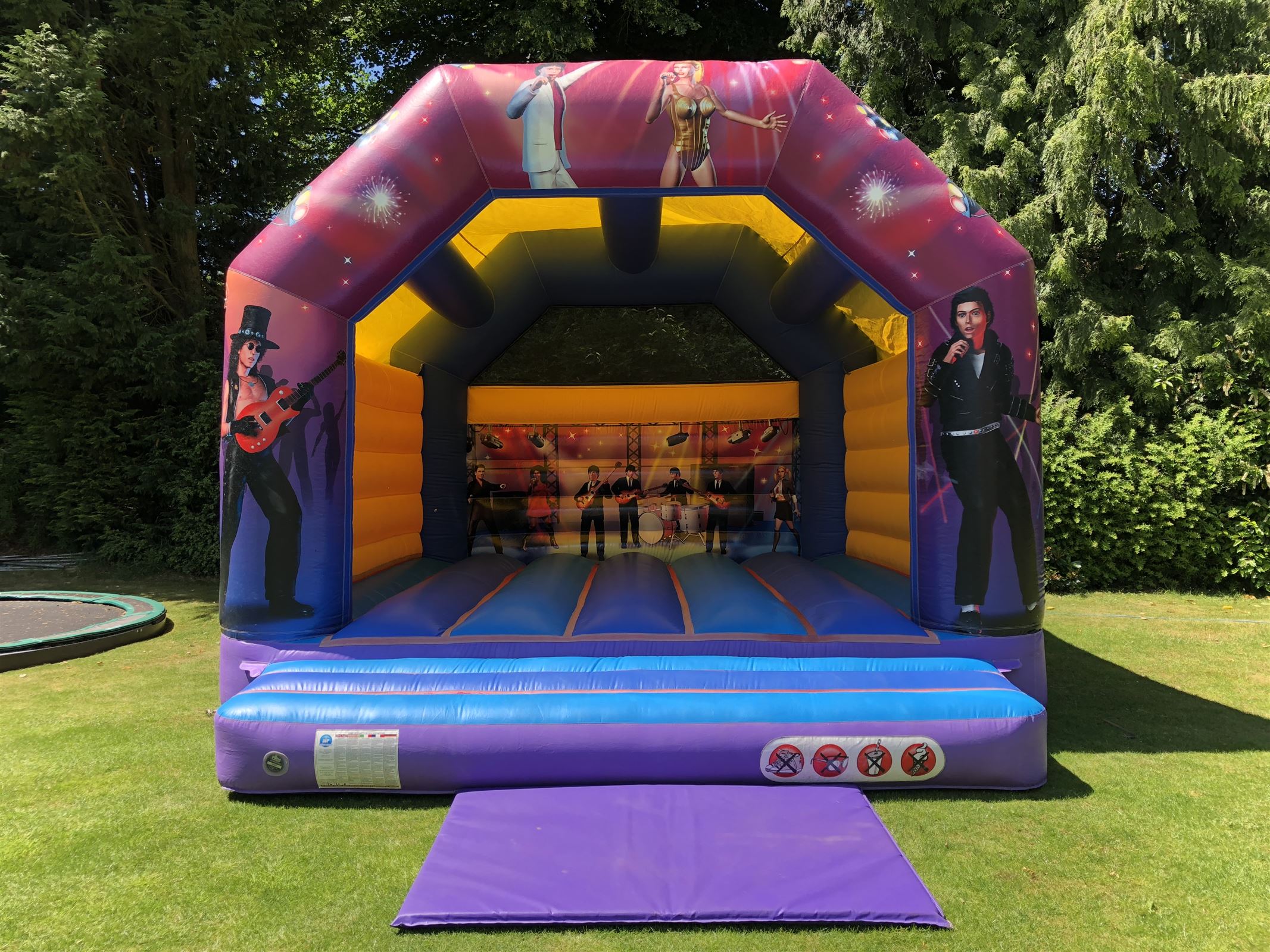 adult bouncy castle