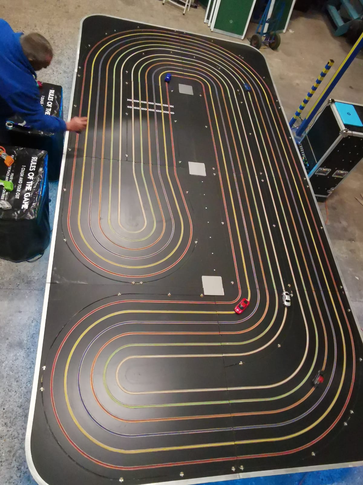 Giant best sale scalextric track